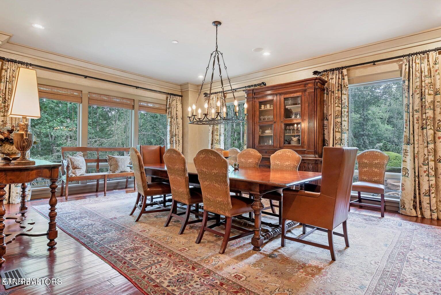 Louisville, Tennessee, 37777, United States, 3 Bedrooms Bedrooms, ,4 BathroomsBathrooms,Residential,For Sale,1821192