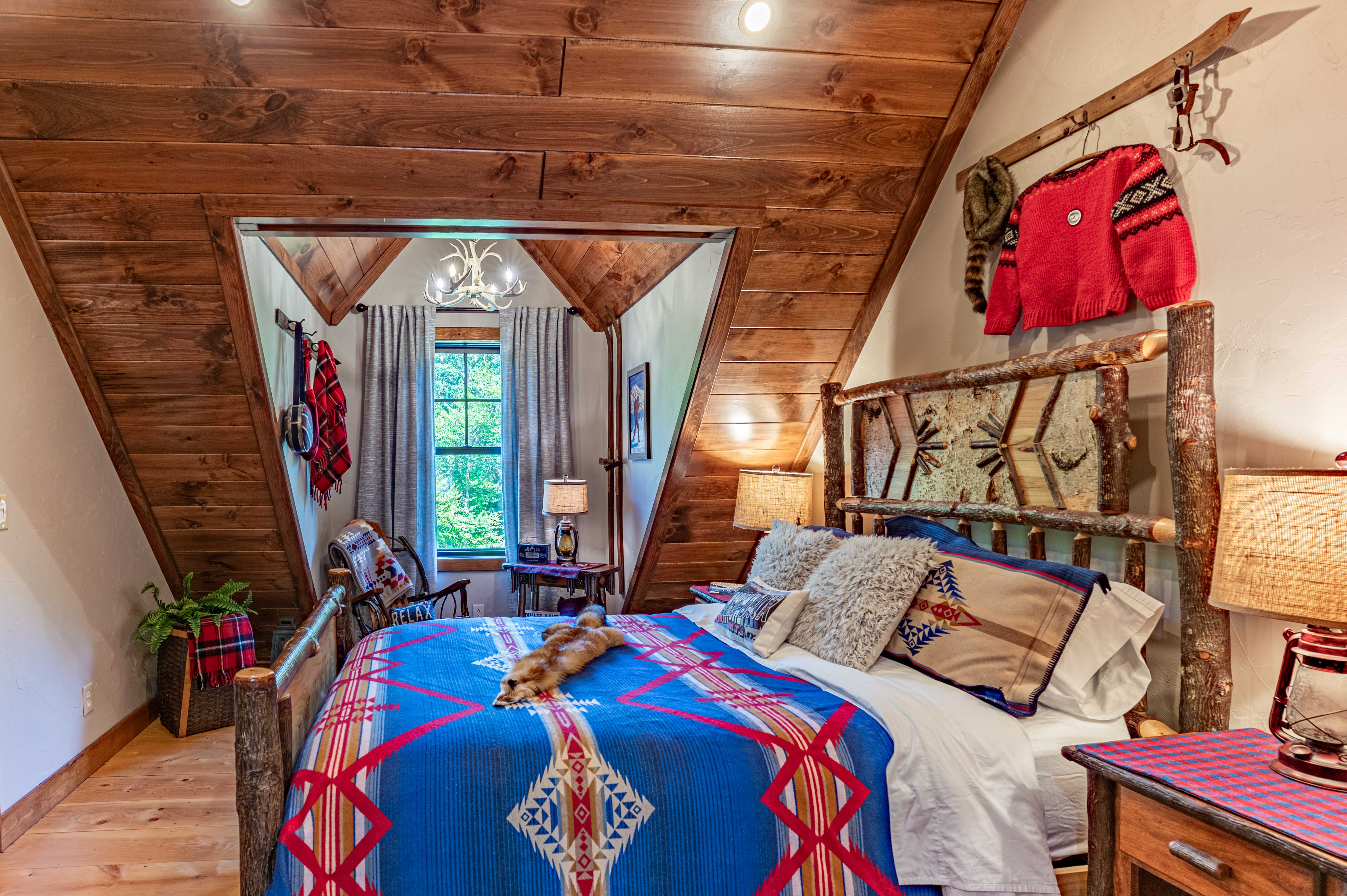  Log Cabin with Flair - 物件實景