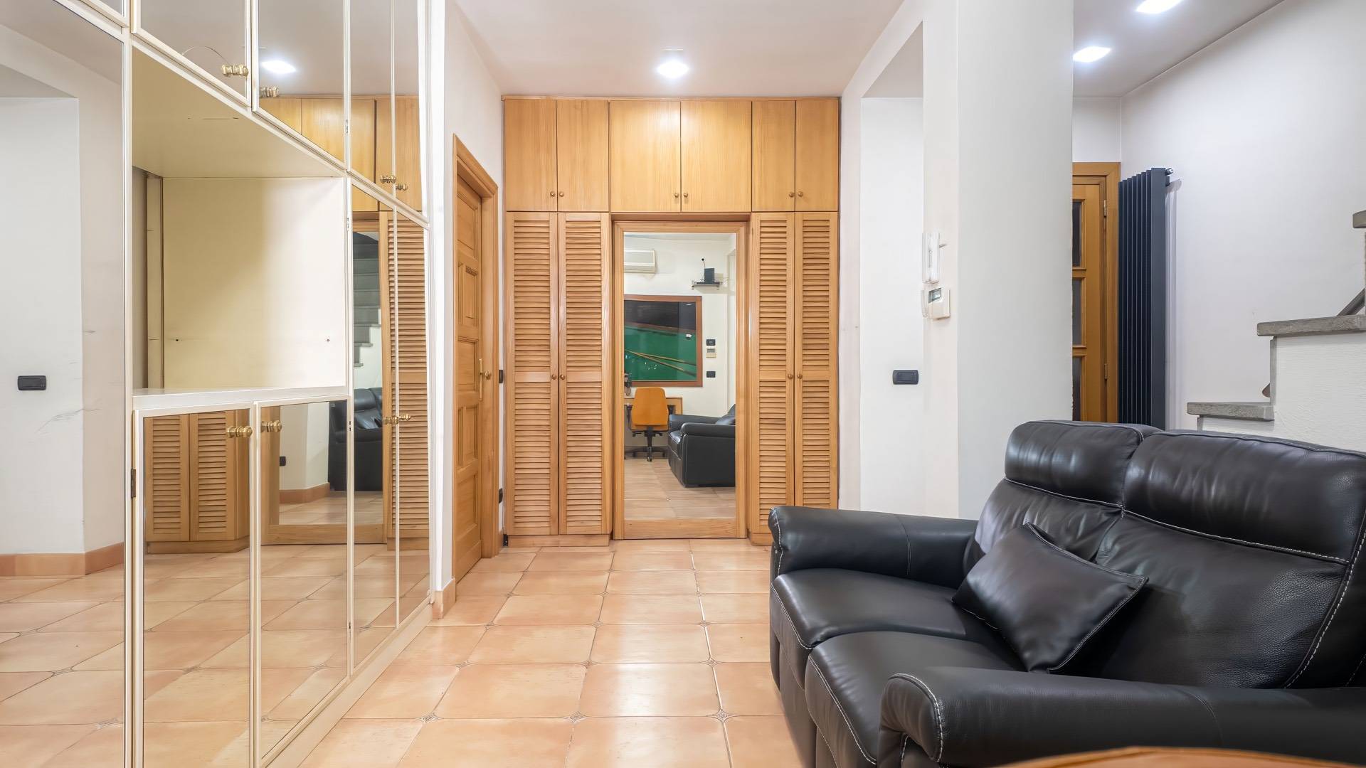 Roma, Roma, 00100, IT, 5 Bedrooms Bedrooms, ,7 BathroomsBathrooms,Residential,For Sale,1805365