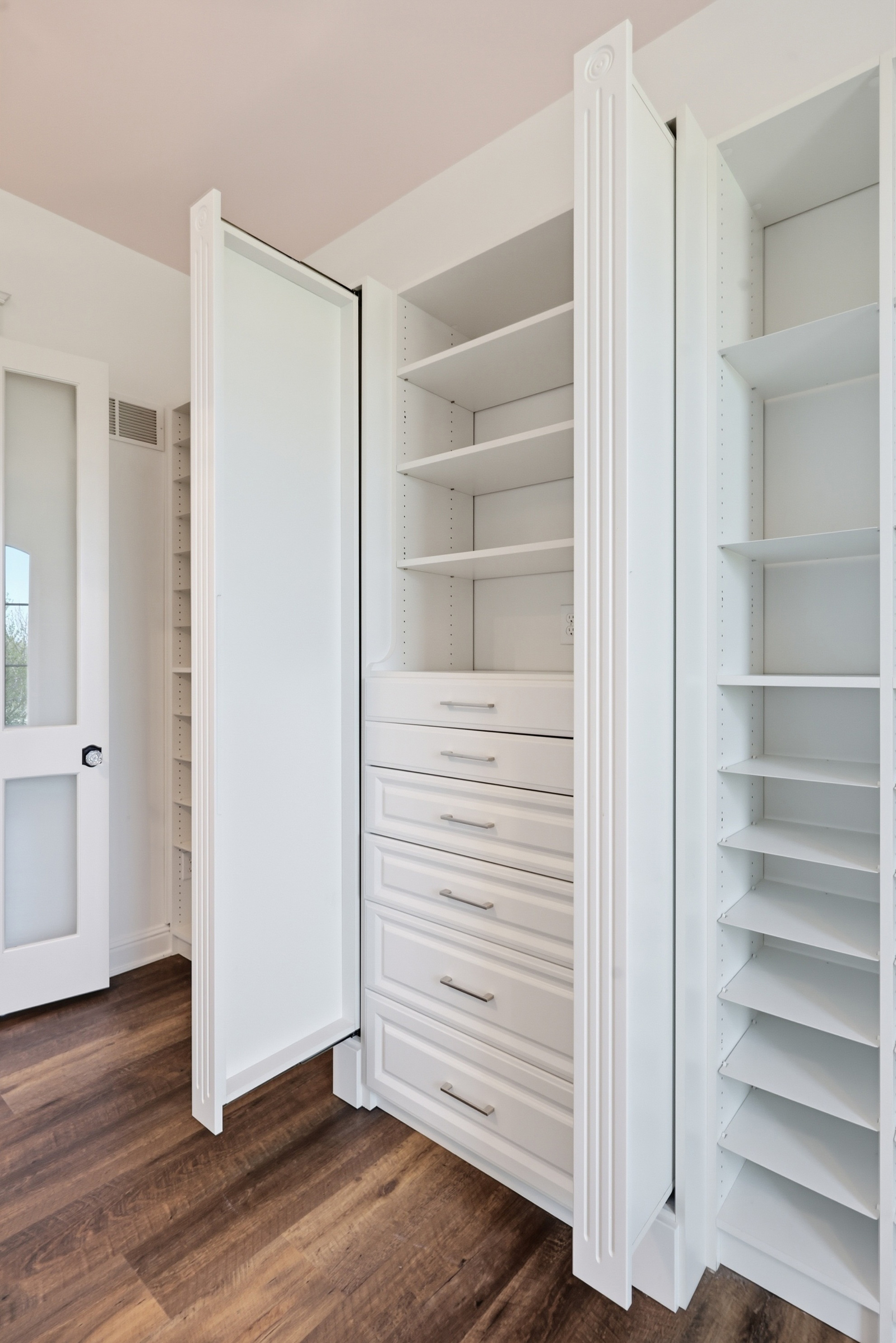  5142 Whites Lane - 物件實景