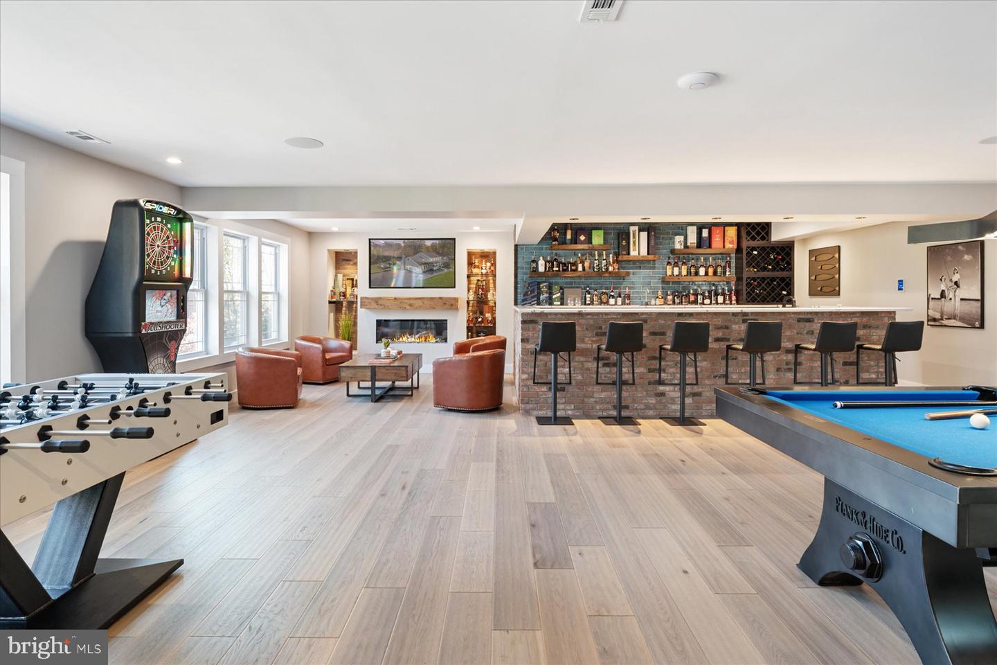 Pasadena, Maryland, 21122, United States, 4 Bedrooms Bedrooms, ,4 BathroomsBathrooms,Residential,For Sale,1989268