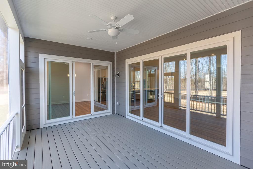 Nokesville, Virginia, 20181, United States, 4 Bedrooms Bedrooms, ,4 BathroomsBathrooms,Residential,For Sale,1850320