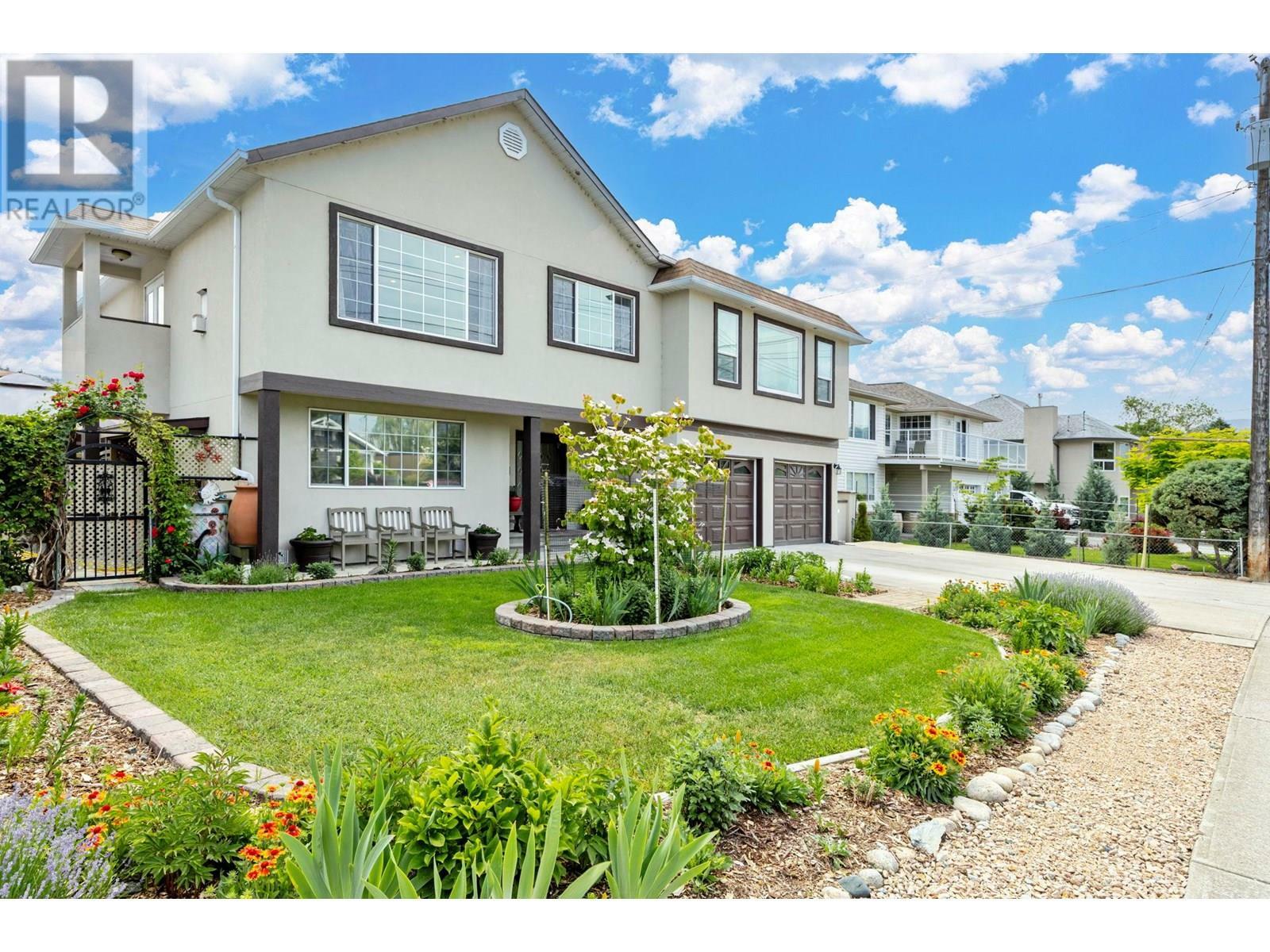 PENTICTON, British Columbia, V2A 1A7, CA, 6 Bedrooms Bedrooms, ,4 BathroomsBathrooms,Residential,For Sale,1859946