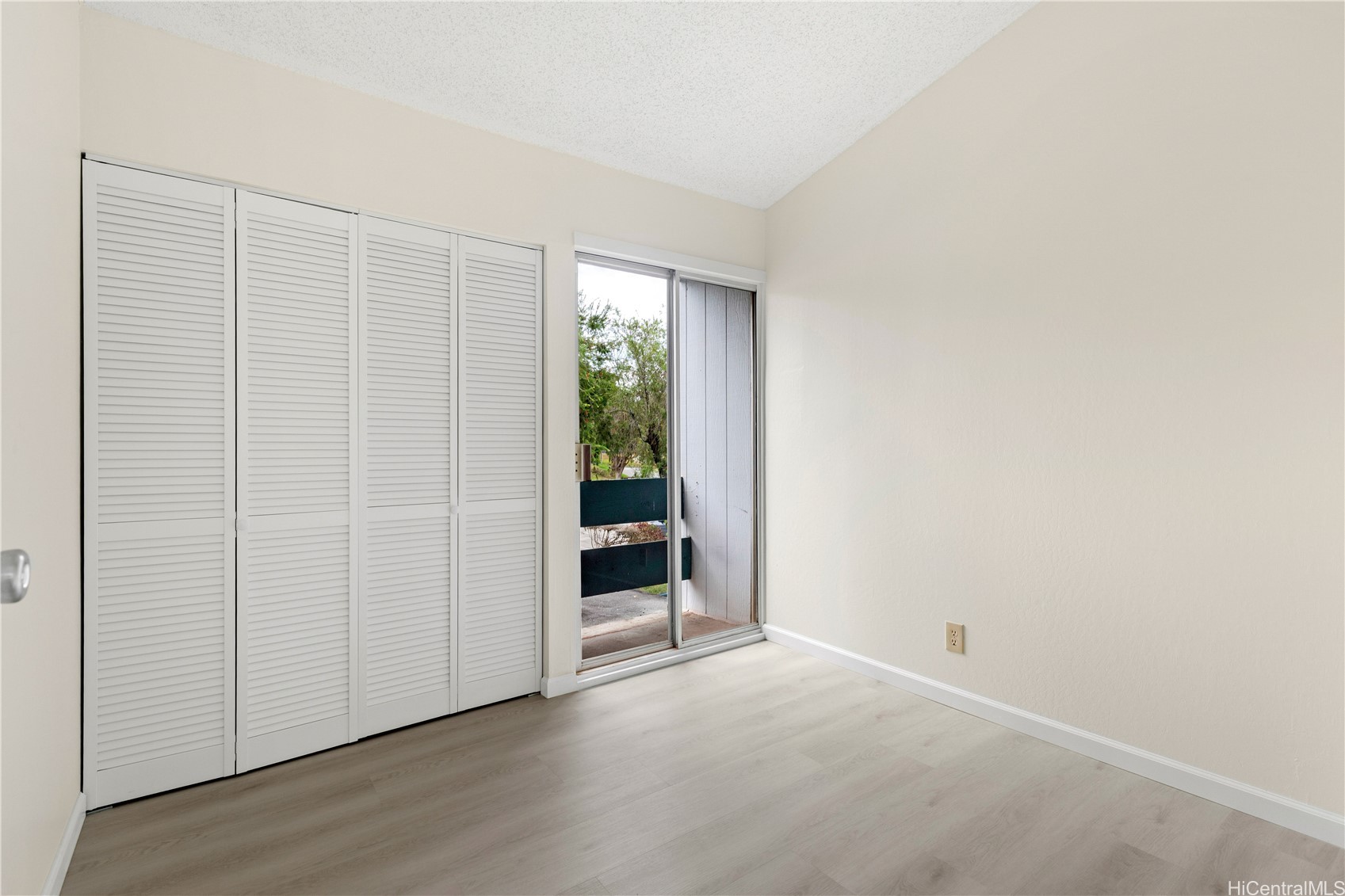 Mililani, Hawaii, 96789, United States, 3 Bedrooms Bedrooms, ,3 BathroomsBathrooms,Residential,For Sale,1911059