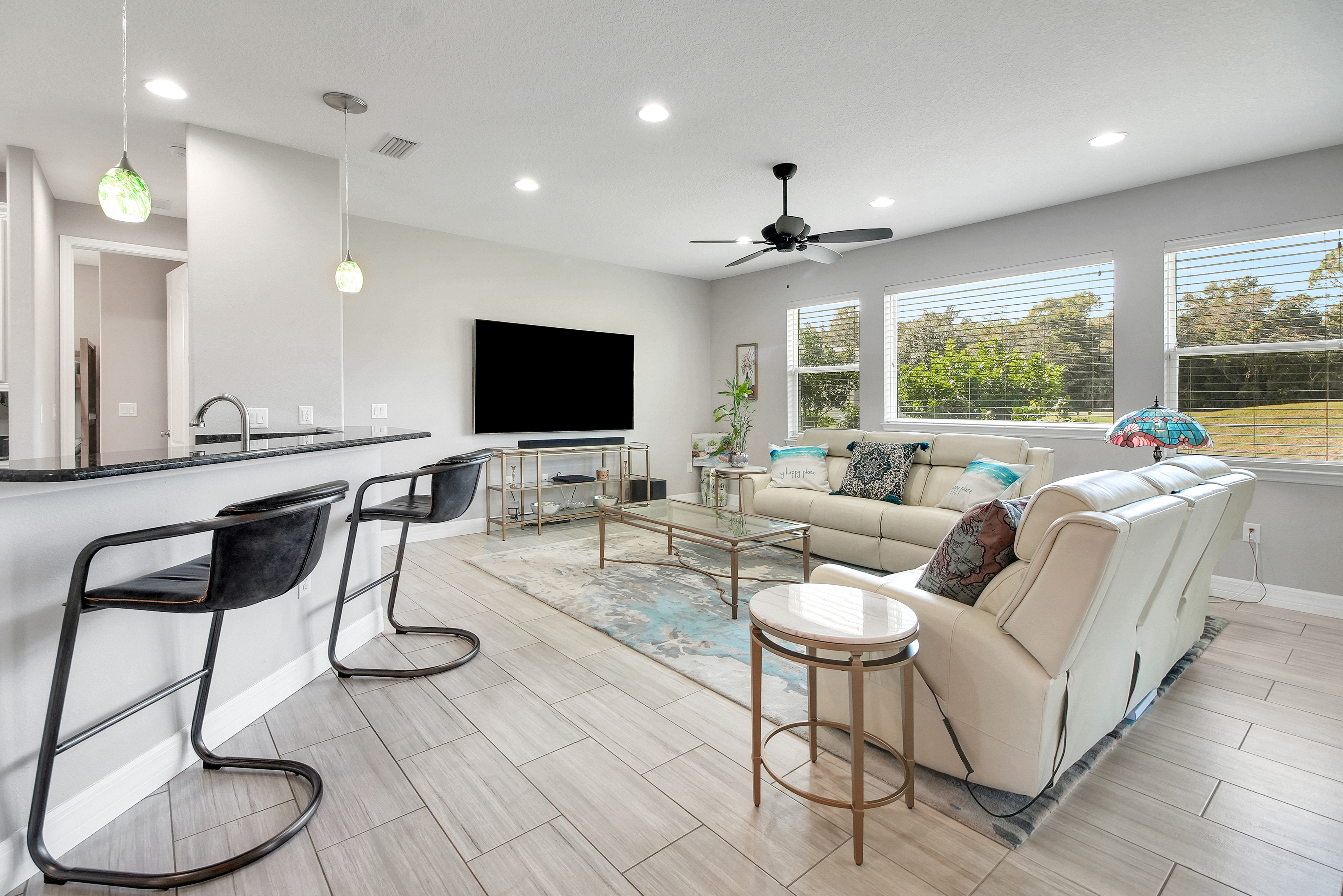 Lady Lake, Florida, 32159, United States, 4 Bedrooms Bedrooms, ,3 BathroomsBathrooms,Residential,For Sale,2005730