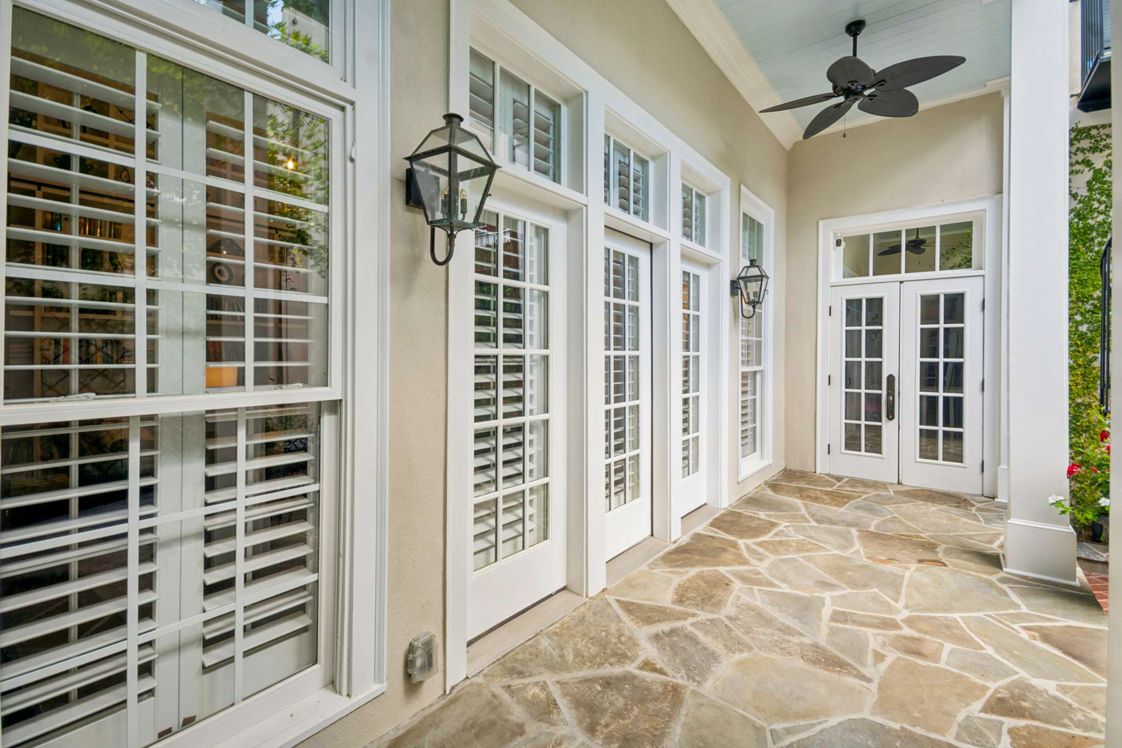  Exceptional Southern Elegance in Peachtree City