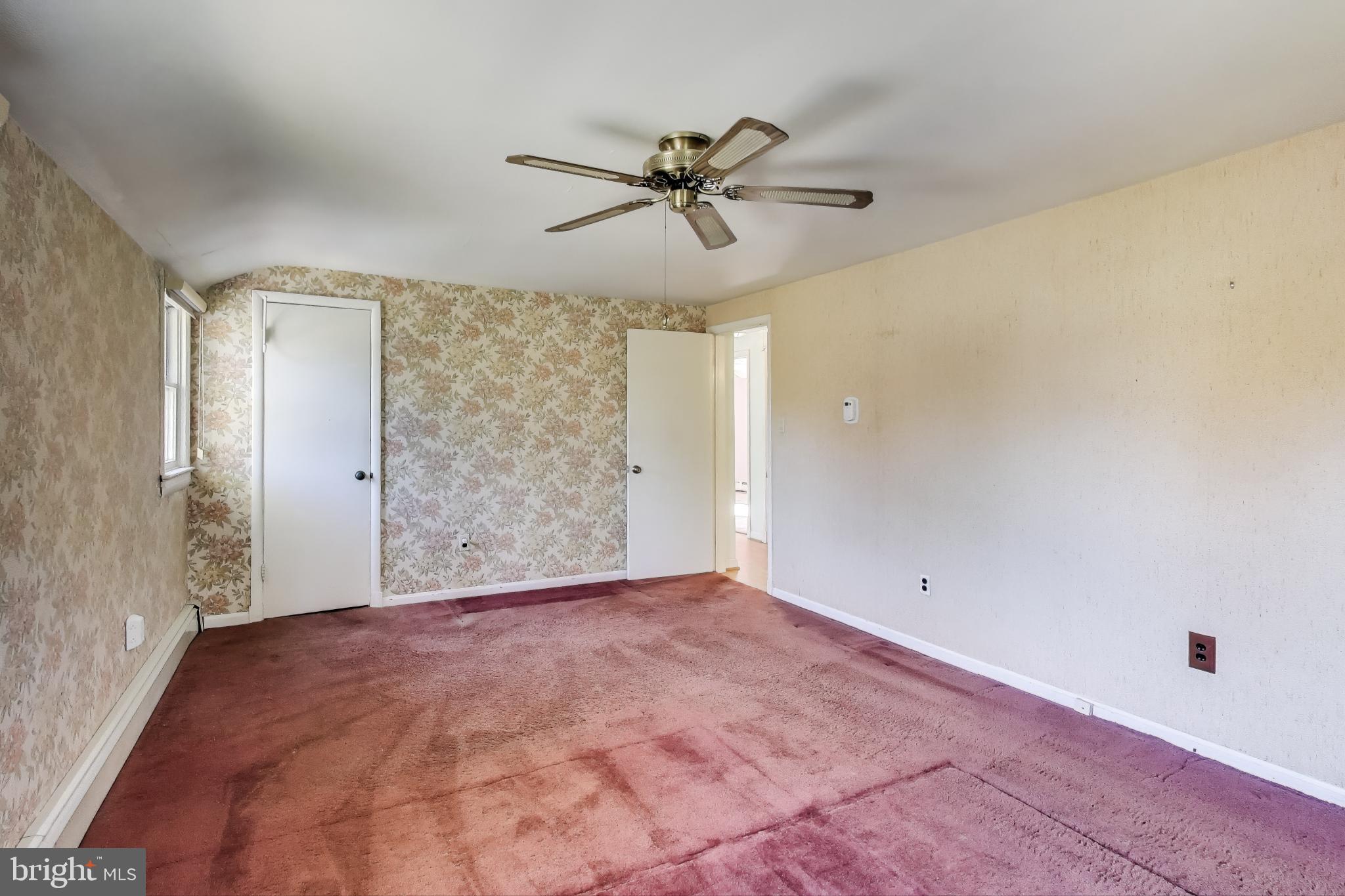 Cheverly, Maryland, 20785, United States, 5 Bedrooms Bedrooms, ,2 BathroomsBathrooms,Residential,For Sale,1990402