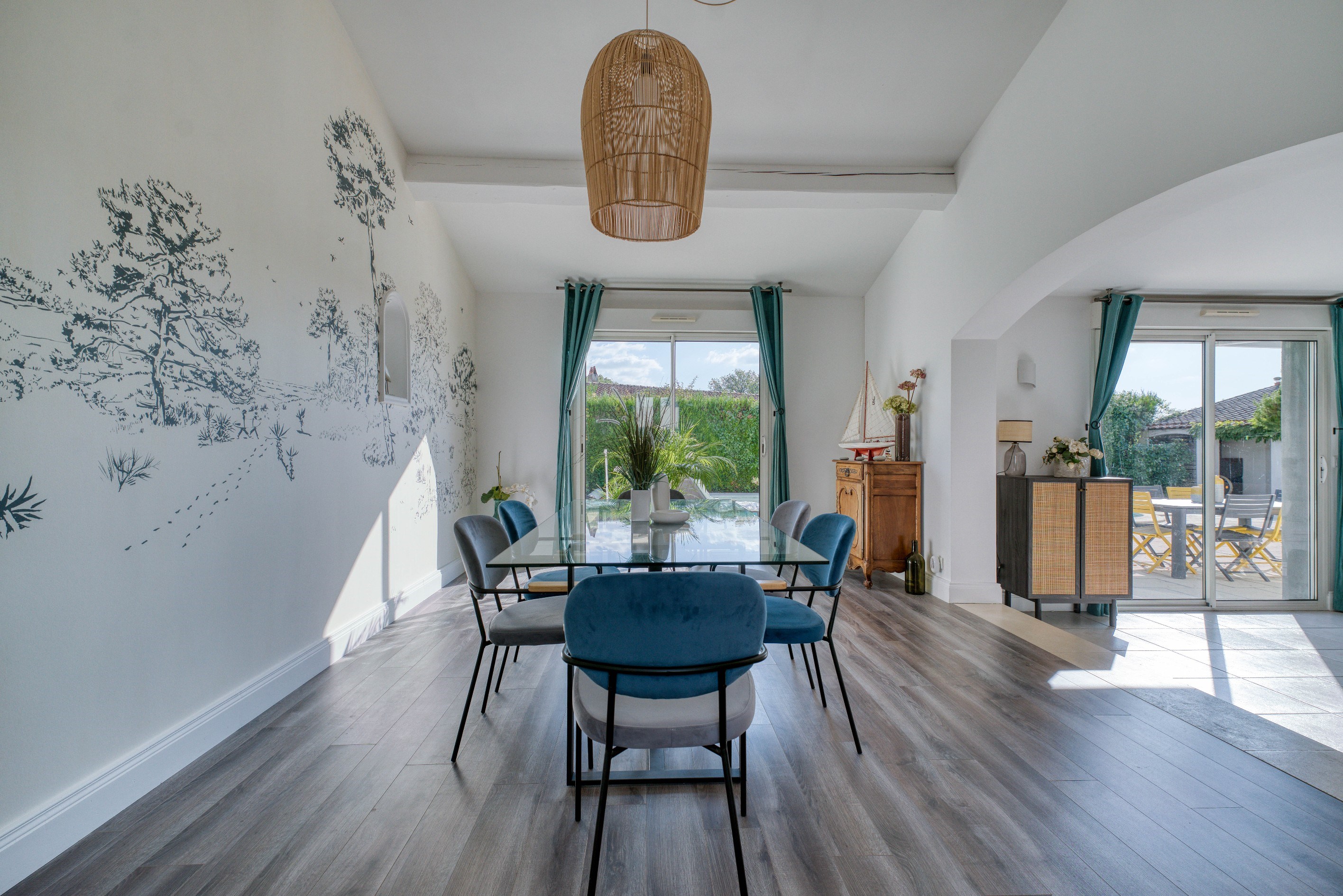  ELEGANT FAMILY HOME WITH POOL AND LANDSCAPED GARDEN NEAR ROYAN - 物件實景