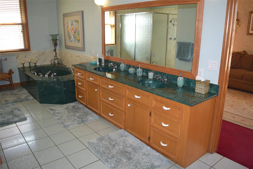 26 Westpoint Drive, Trinity, Texas, 75862, United States, 4 Bedrooms Bedrooms, ,3 BathroomsBathrooms,Residential,For Sale,26 Westpoint Drive,1680541