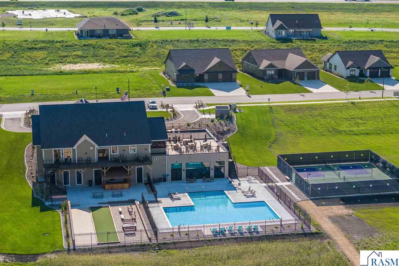 Mankato, Minnesota, 56001, United States, 3 Bedrooms Bedrooms, ,1 BathroomBathrooms,Residential,For Sale,2001518