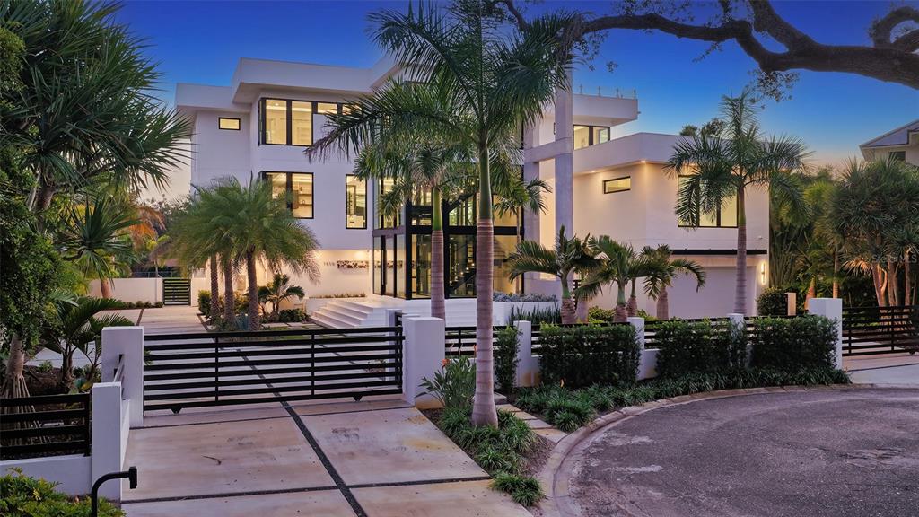 Sarasota, Florida, 34239, United States, 5 Bedrooms Bedrooms, ,8 BathroomsBathrooms,Residential,For Sale,1991570