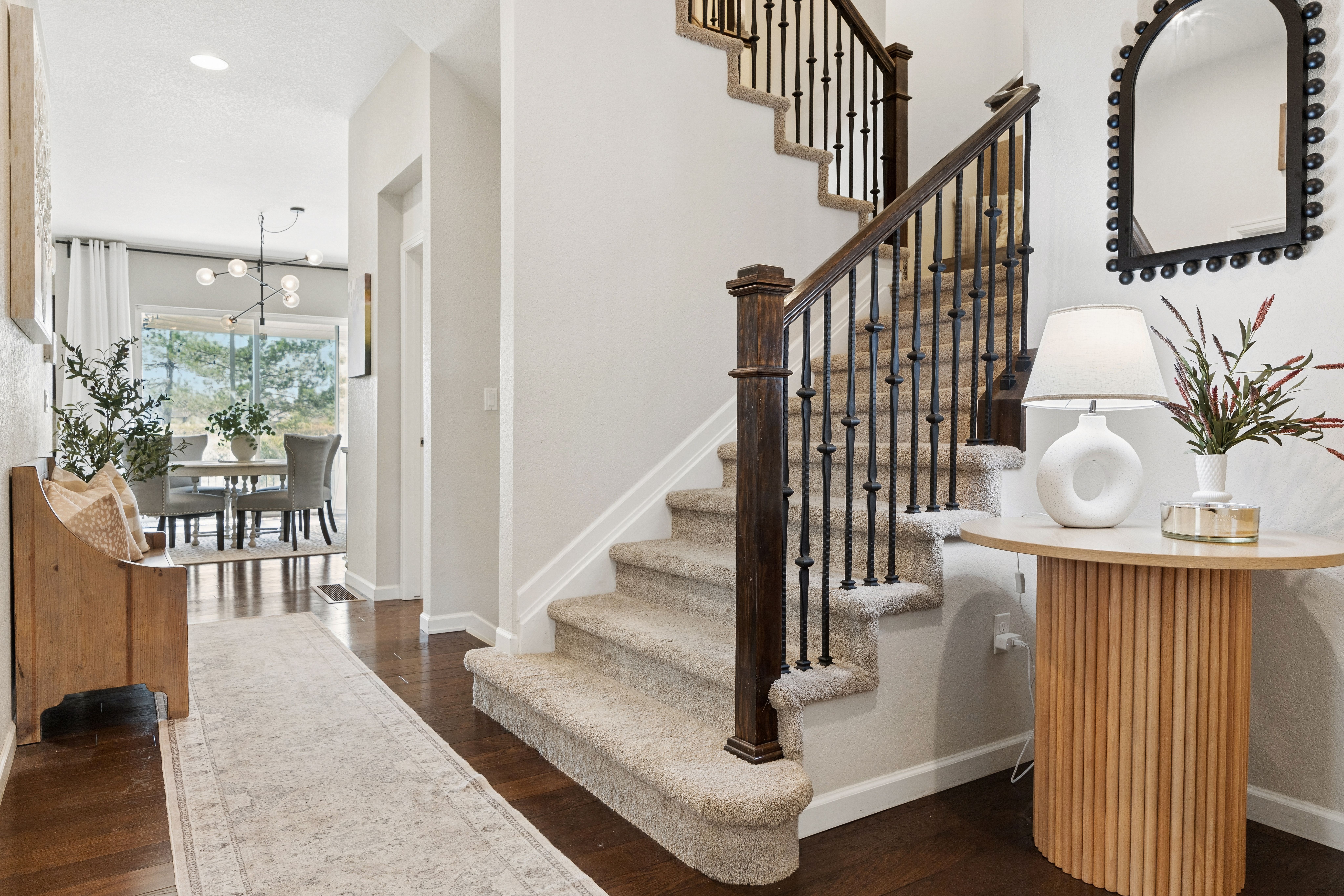  A beautifully appointed two-story home in the desirable Blackstone Country Club. - 物件實景