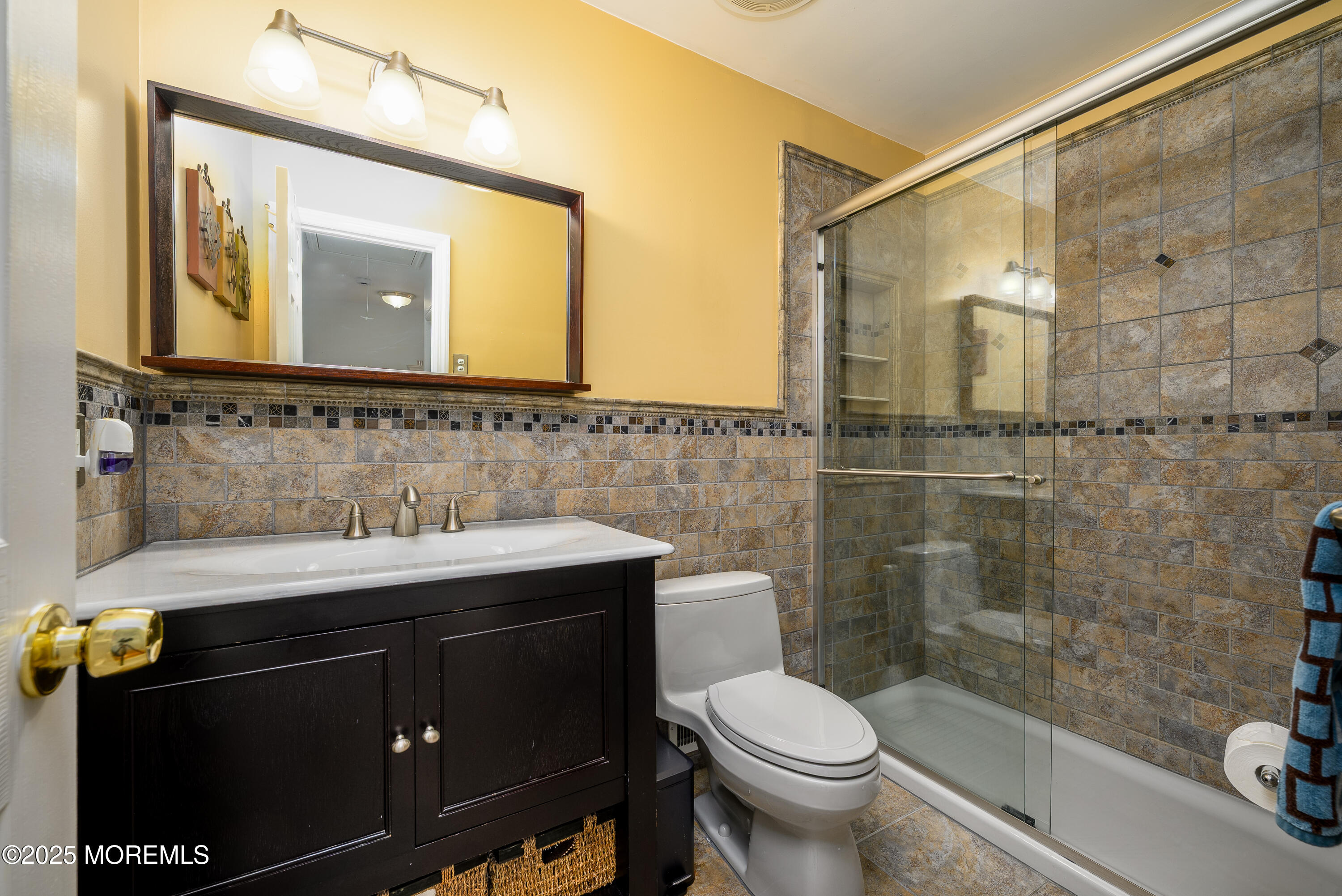 Manalapan, New Jersey, 07726, United States, 4 Bedrooms Bedrooms, ,3 BathroomsBathrooms,Residential,For Sale,2003393