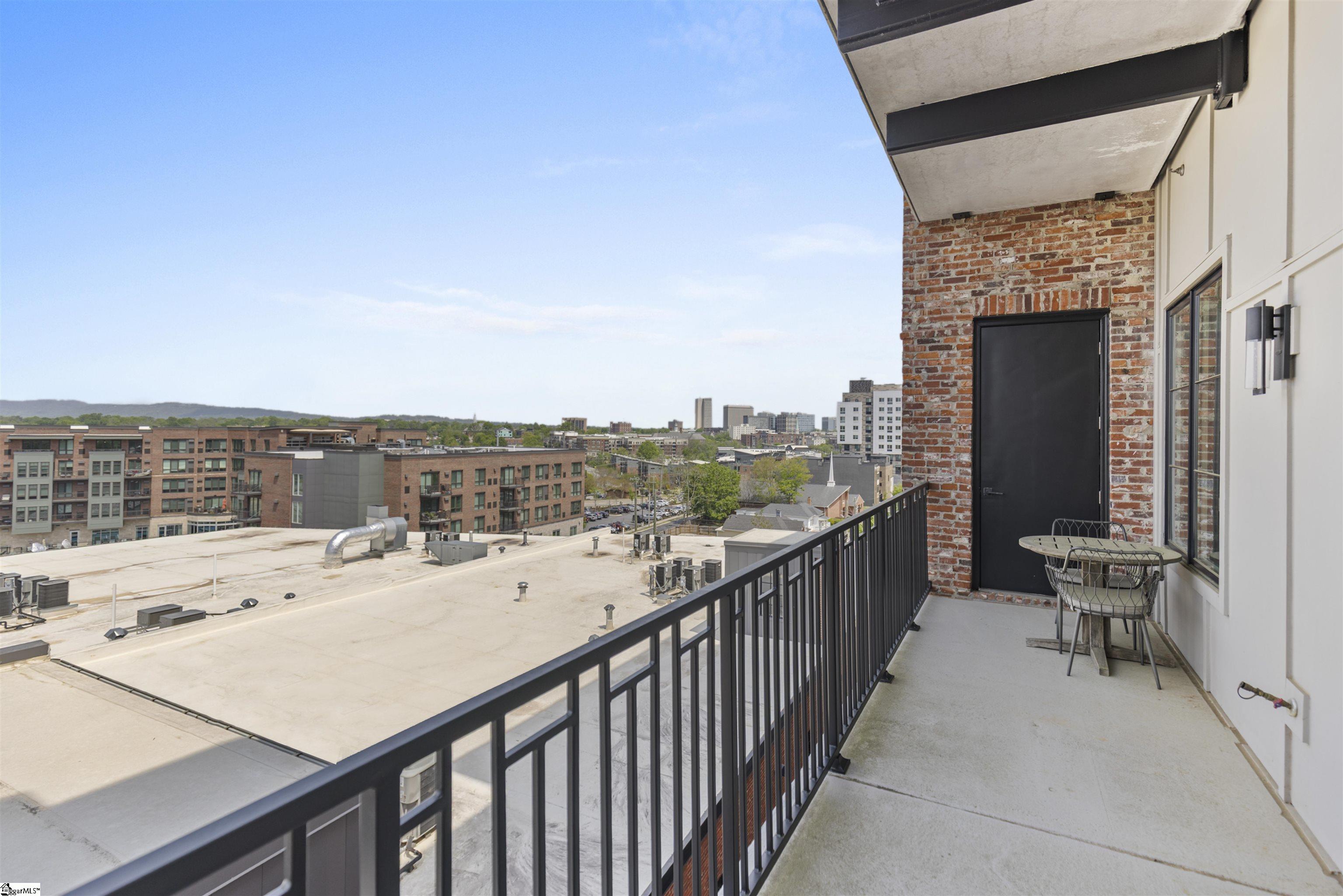 Greenville, South Carolina, 29601, United States, 2 Bedrooms Bedrooms, ,2 BathroomsBathrooms,Residential,For Sale,1777131