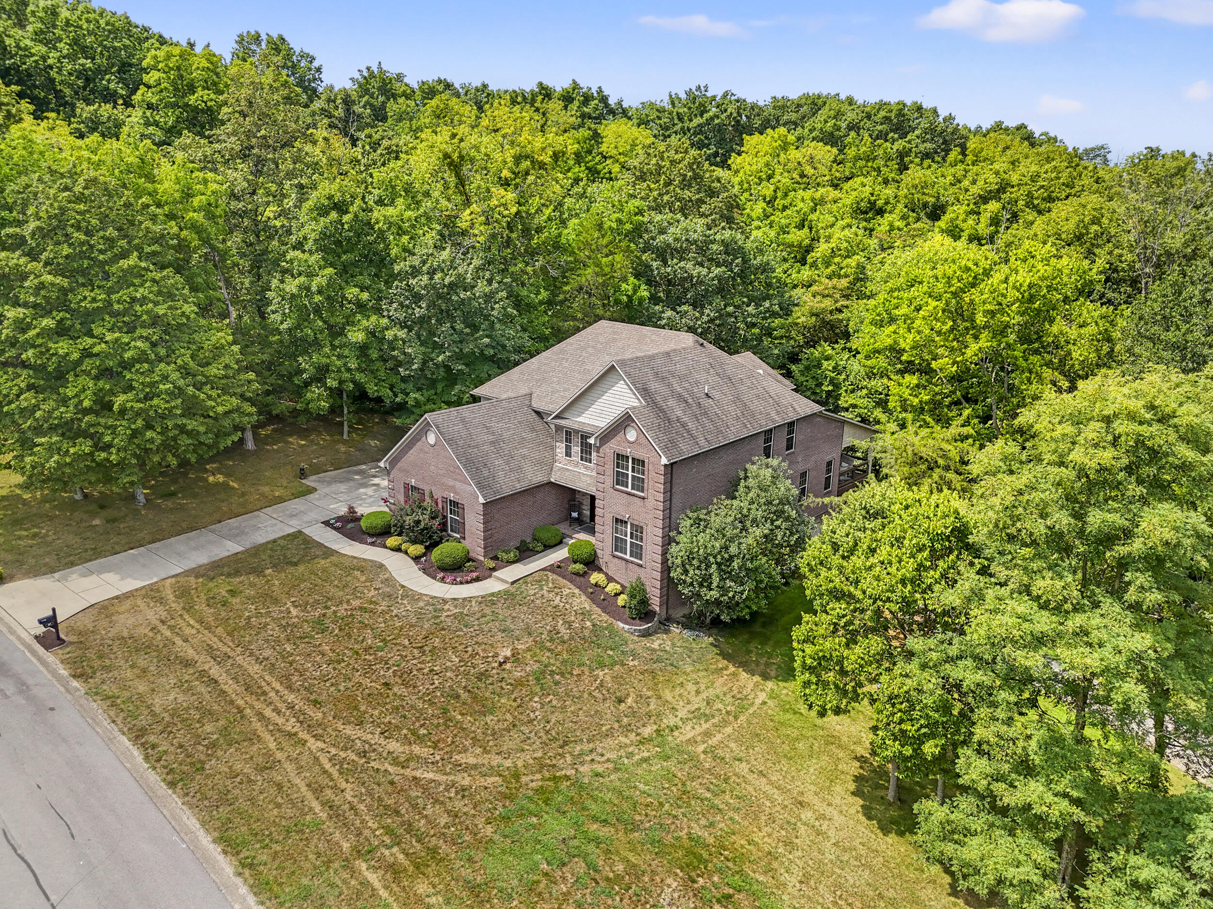 Georgetown, Kentucky, 40324, United States, 5 Bedrooms Bedrooms, ,5 BathroomsBathrooms,Residential,For Sale,1925137