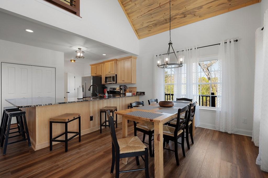 Ellijay, Georgia, 30540, United States, 4 Bedrooms Bedrooms, ,4 BathroomsBathrooms,Residential,For Sale,1752993
