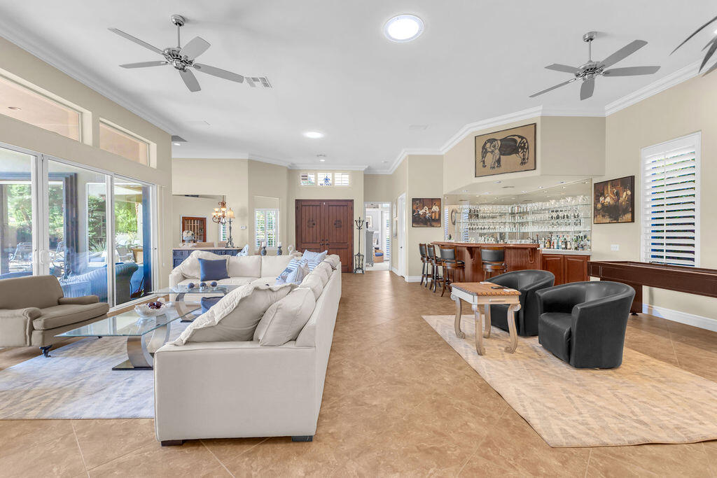 La Quinta, California, 92253, United States, 4 Bedrooms Bedrooms, ,2 BathroomsBathrooms,Residential,For Sale,1987635