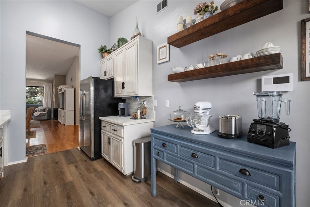 Santa Ana, California, 92704, United States, 2 Bedrooms Bedrooms, ,2 BathroomsBathrooms,Residential,For Sale,1932267
