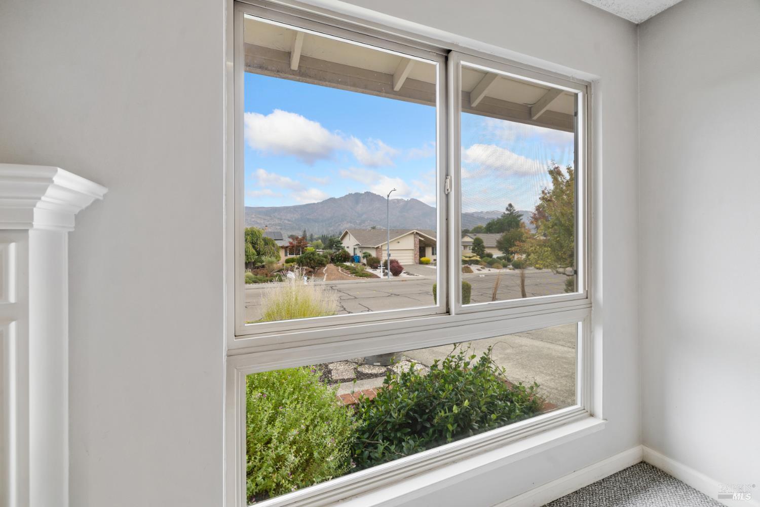 Santa Rosa, California, 95409, United States, 3 Bedrooms Bedrooms, ,2 BathroomsBathrooms,Residential,For Sale,1983048