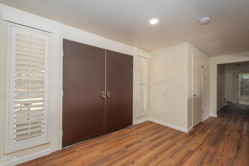 Somis, California, 93066, United States, 7 Bedrooms Bedrooms, ,1 BathroomBathrooms,Residential,For Sale,2049241