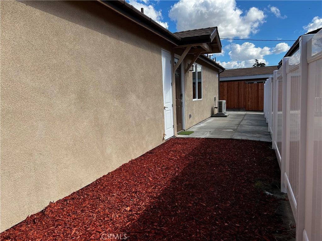 Fullerton, California, 92833, United States, 6 Bedrooms Bedrooms, ,4 BathroomsBathrooms,Residential,For Sale,1979244