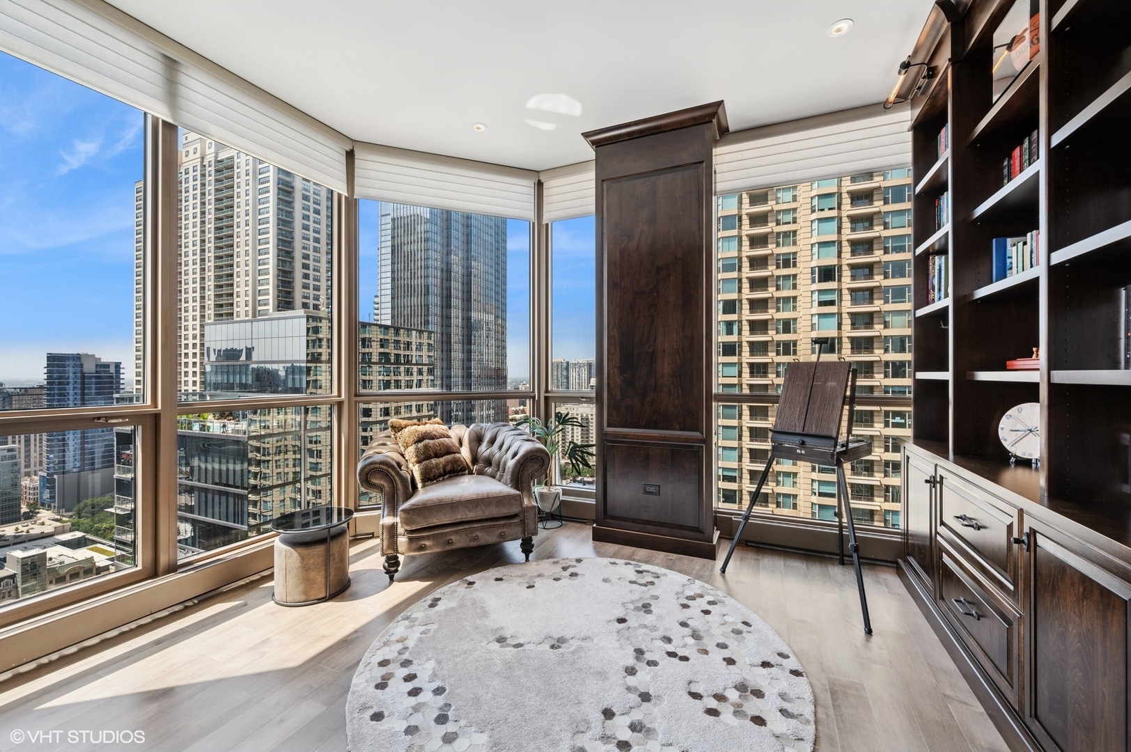 Chicago, Illinois, 60611, United States, 2 Bedrooms Bedrooms, ,3 BathroomsBathrooms,Residential,For Sale,1901320