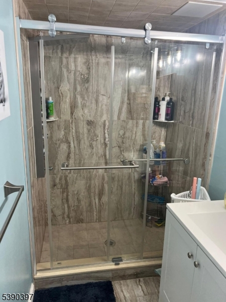 Linden City, New Jersey, 07036, United States, 3 Bedrooms Bedrooms, ,2 BathroomsBathrooms,Residential,For Sale,1966436