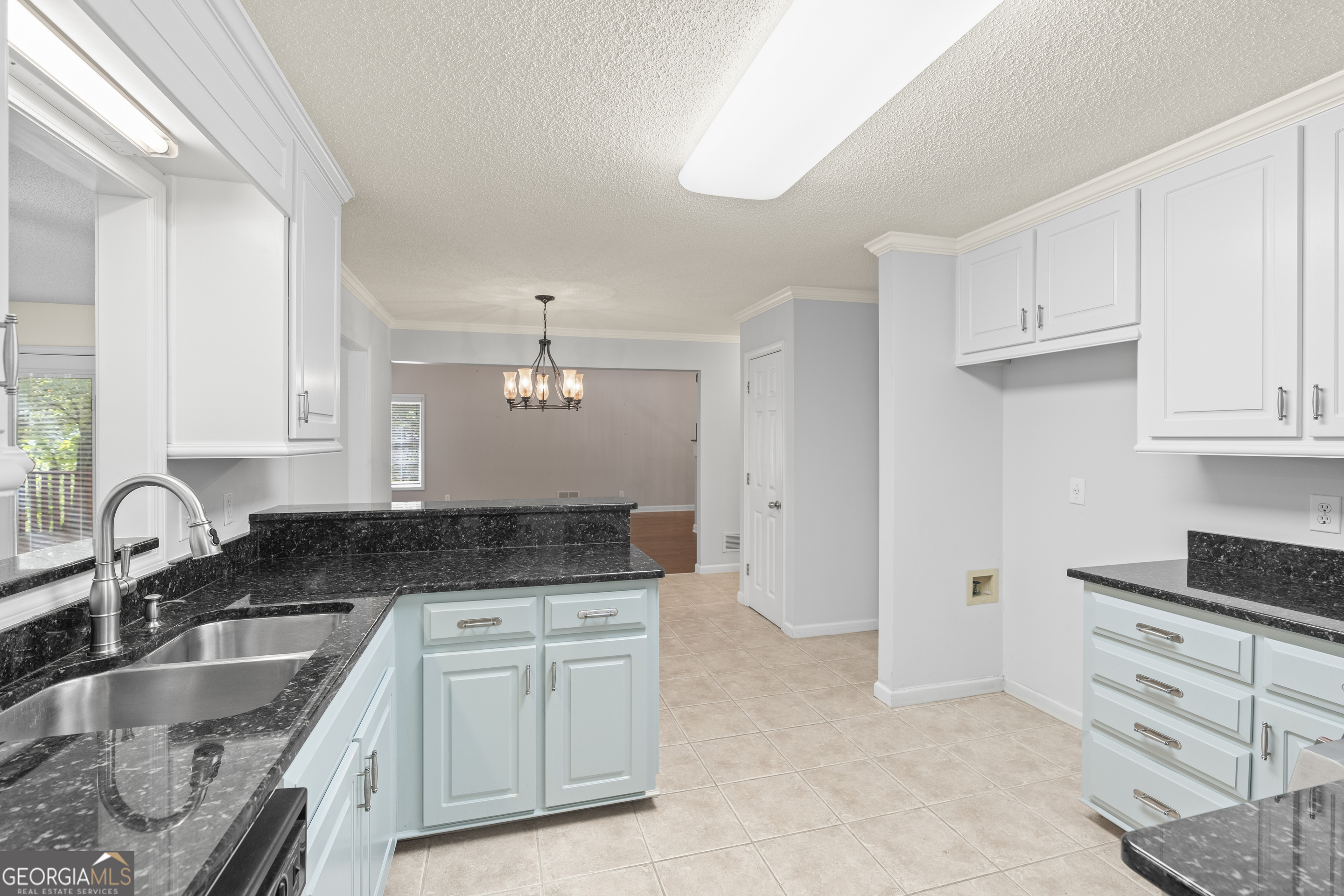 Sharpsburg, Georgia, 30277, United States, 3 Bedrooms Bedrooms, ,3 BathroomsBathrooms,Residential,For Sale,1955891