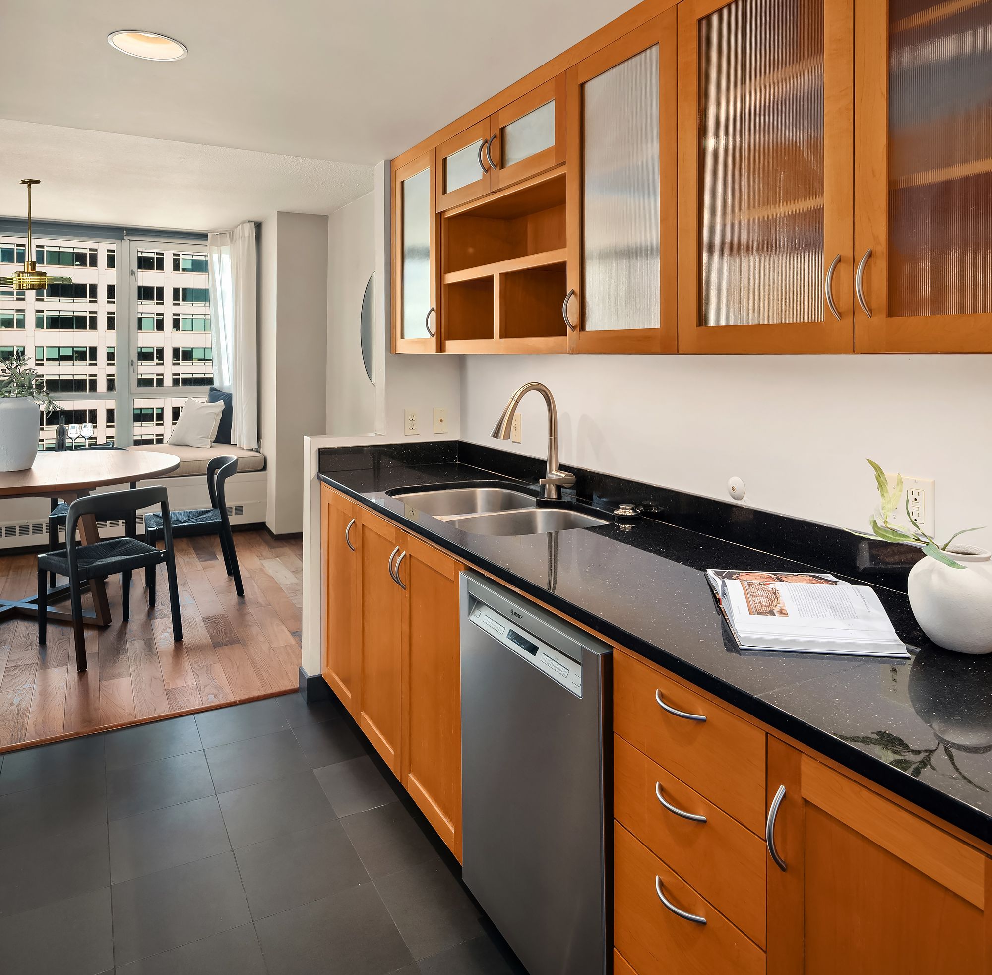  2125 1st Ave Unit #1304, Seattle, WA 98121 - 物件實景