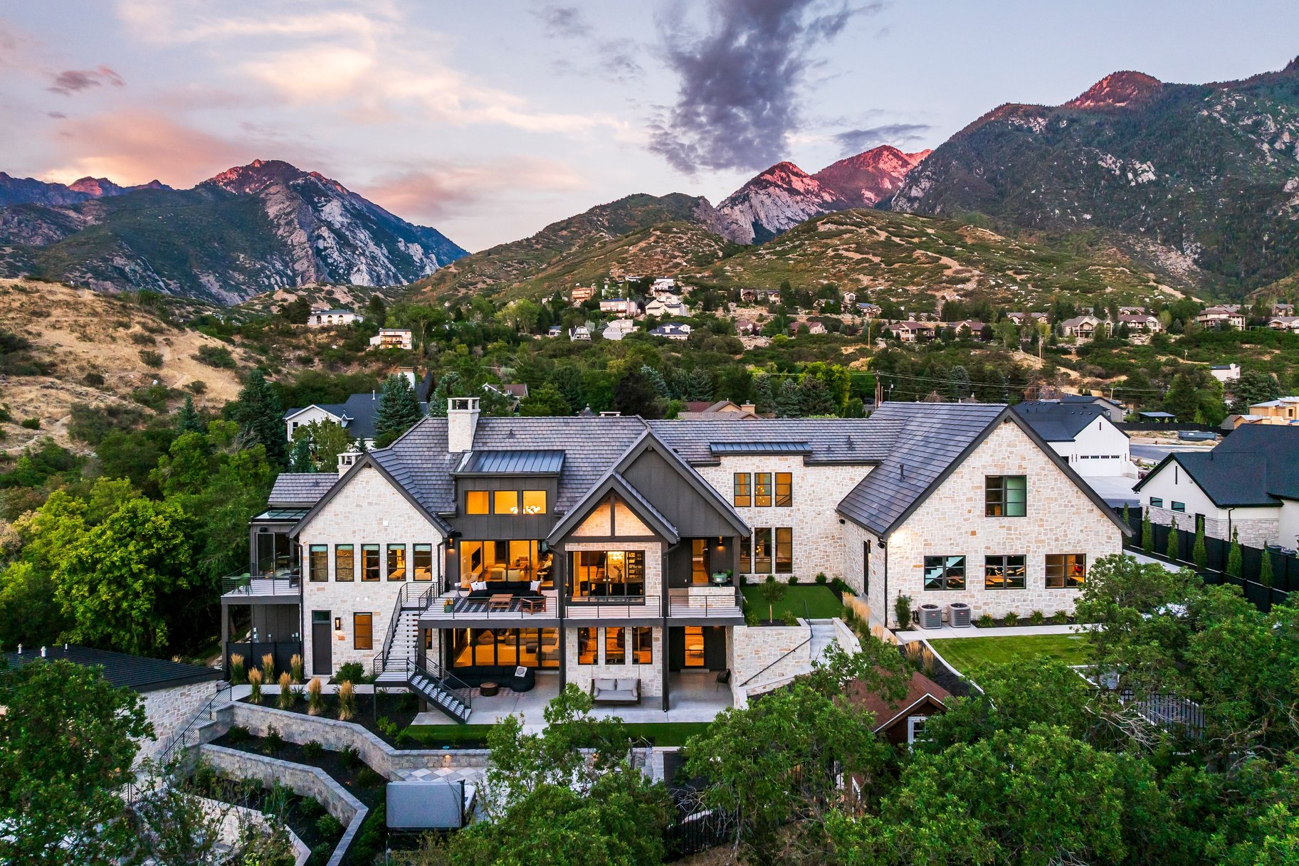  A Sanctuary of Luxury, Wellness, and Recreation — All Your Own - 物件實景