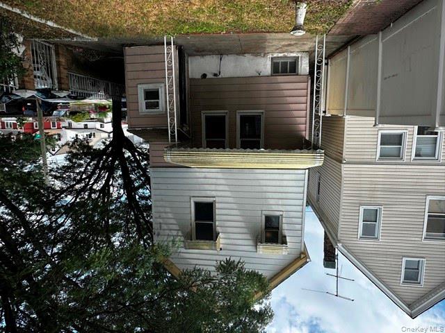 Jamaica, New York, 11435, United States, 3 Bedrooms Bedrooms, ,2 BathroomsBathrooms,Residential,For Sale,1913116