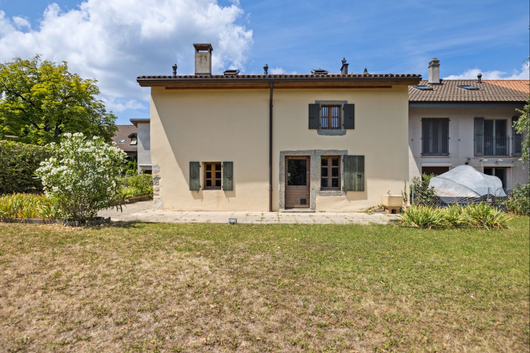  BEAUTIFUL FAMILY VILLA WITH CHARACTER - 物件實景