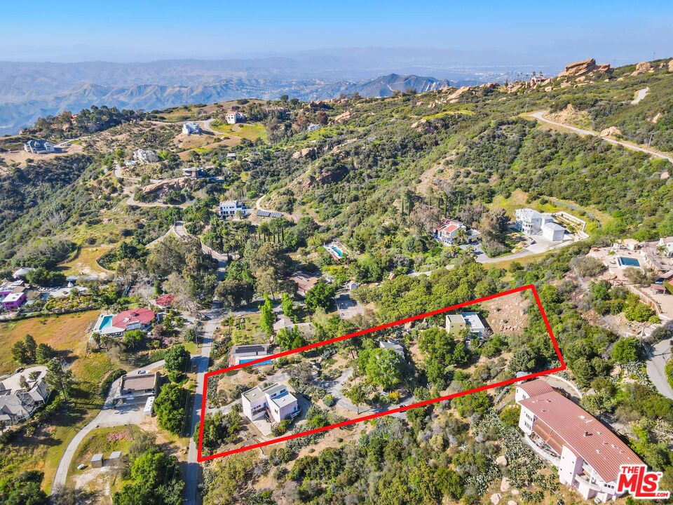 Malibu, California, 90265, United States, 3 Bedrooms Bedrooms, ,3 BathroomsBathrooms,Residential,For Sale,1859463