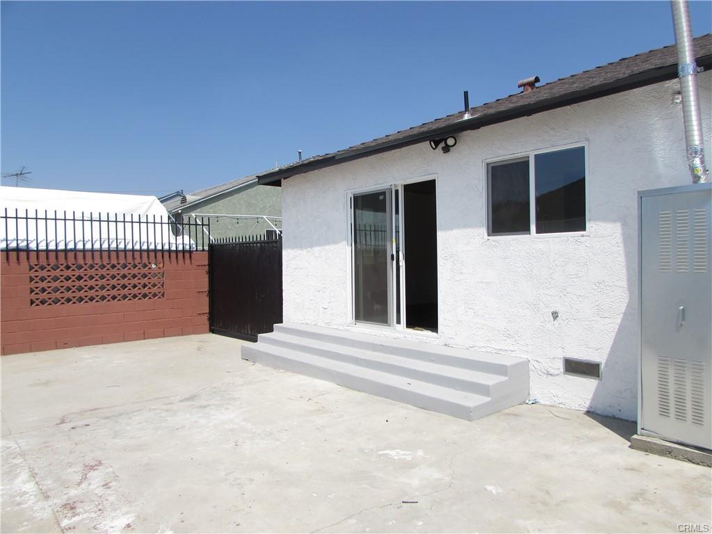 Compton, California, 90221, United States, 3 Bedrooms Bedrooms, ,1 BathroomBathrooms,Residential,For Sale,1904243