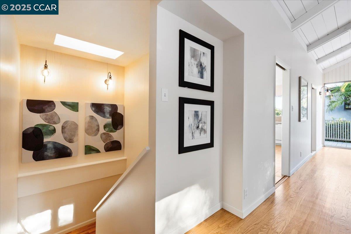 Redwood City, California, 94062, United States, 4 Bedrooms Bedrooms, ,3 BathroomsBathrooms,Residential,For Sale,1989163