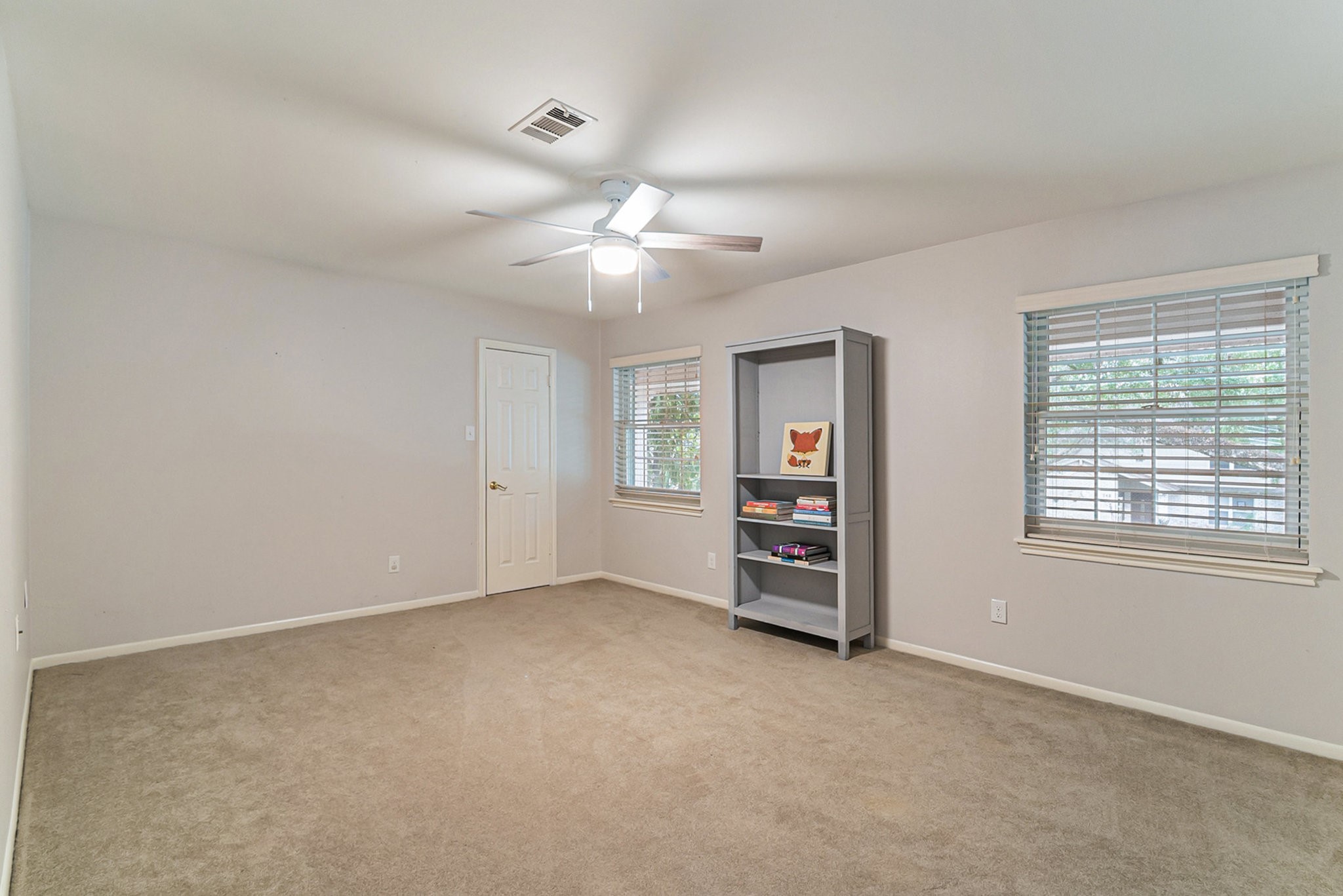 Houston, Texas, 77079, United States, 5 Bedrooms Bedrooms, ,3 BathroomsBathrooms,Residential,For Sale,1968834