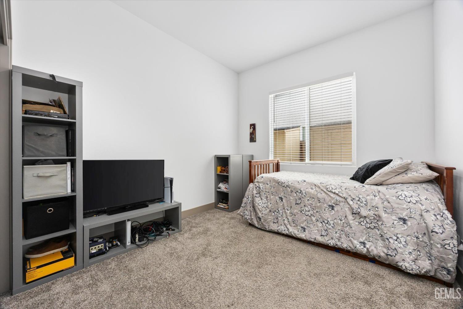 Shafter, California, 93263, United States, 4 Bedrooms Bedrooms, ,3 BathroomsBathrooms,Residential,For Sale,1767586