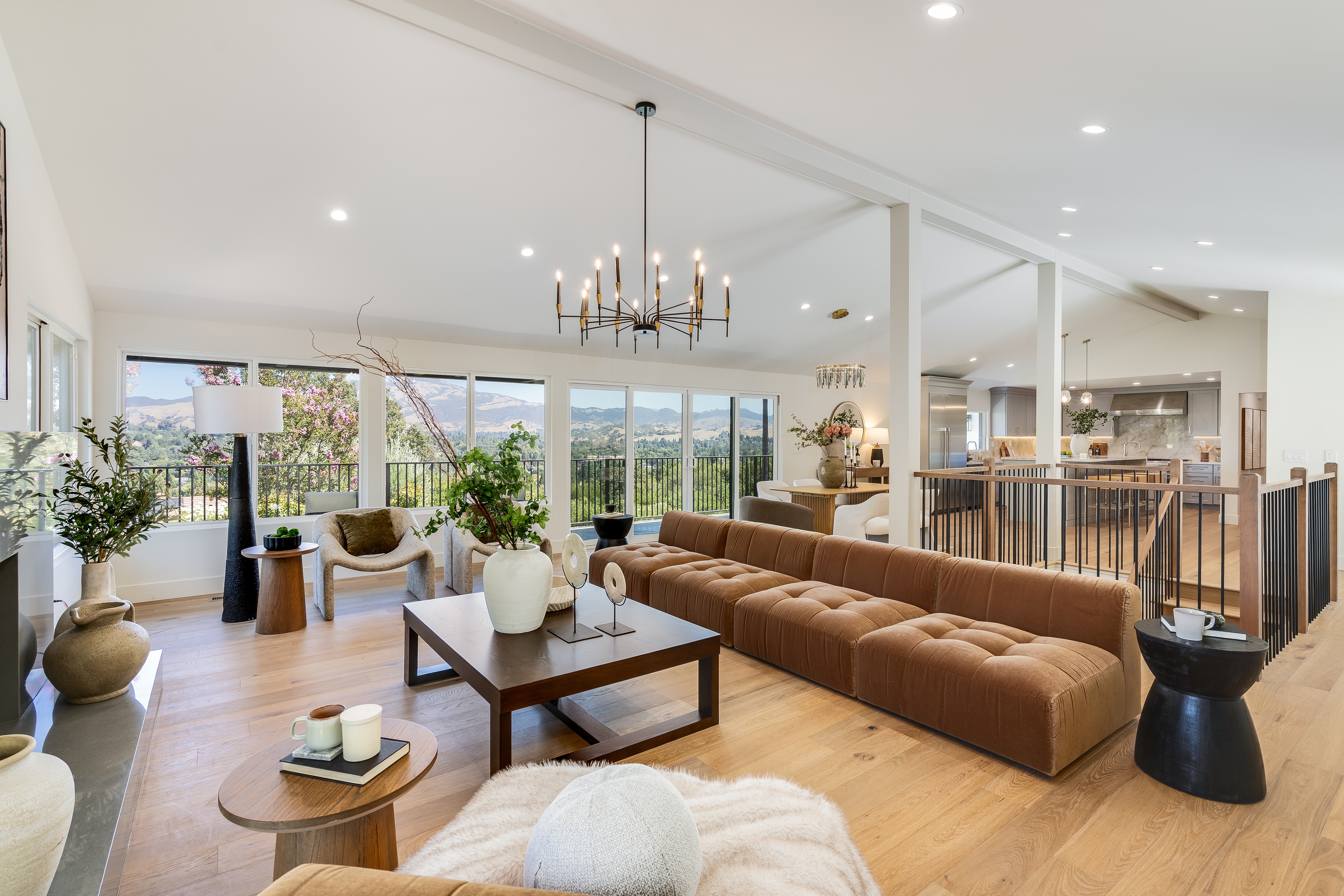  The Best of Montcrest: Westside Danville’s  “Home on Top of the Ridge? - 物件實景