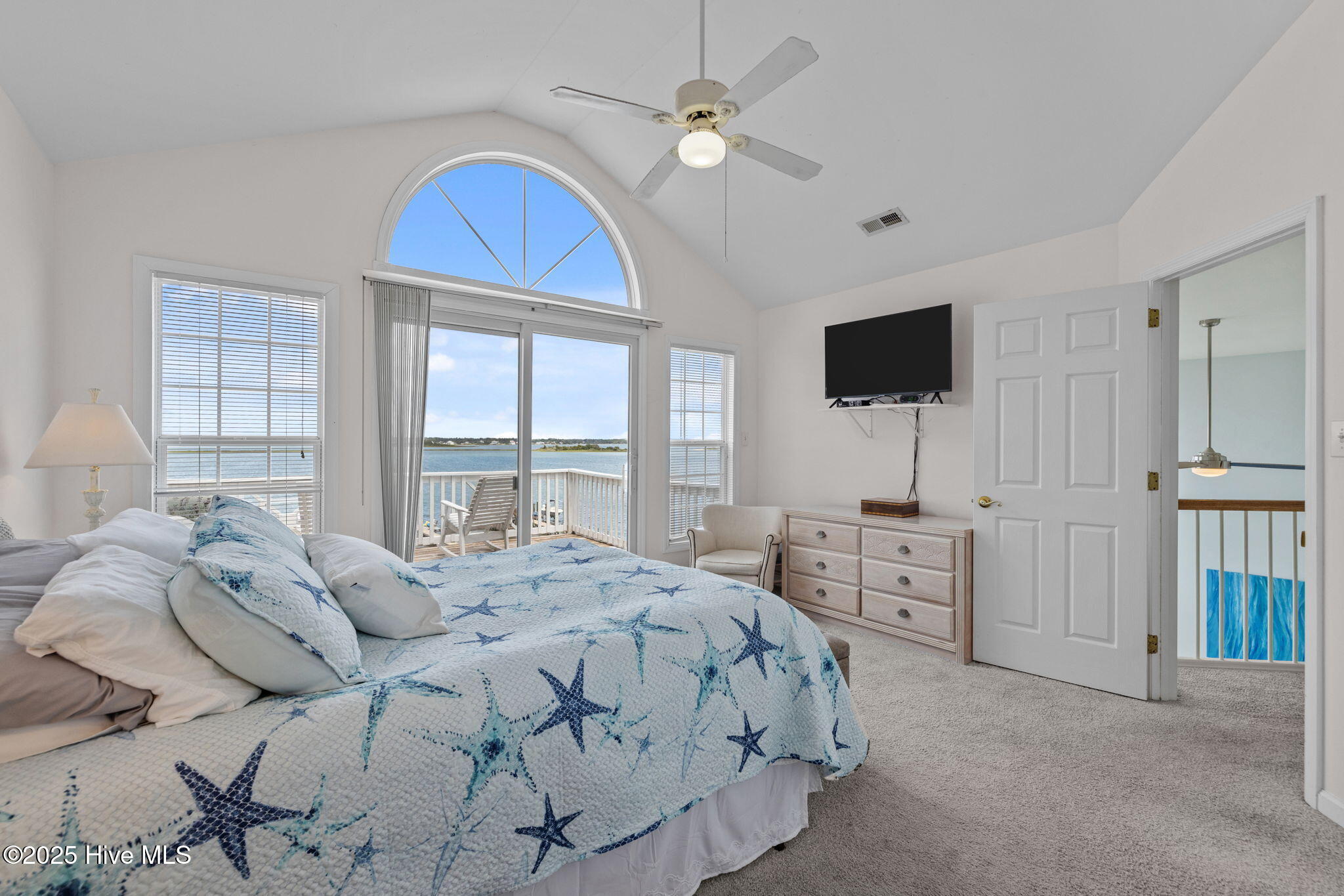 Emerald Isle, North Carolina, 28594, United States, 4 Bedrooms Bedrooms, ,6 BathroomsBathrooms,Residential,For Sale,1927428