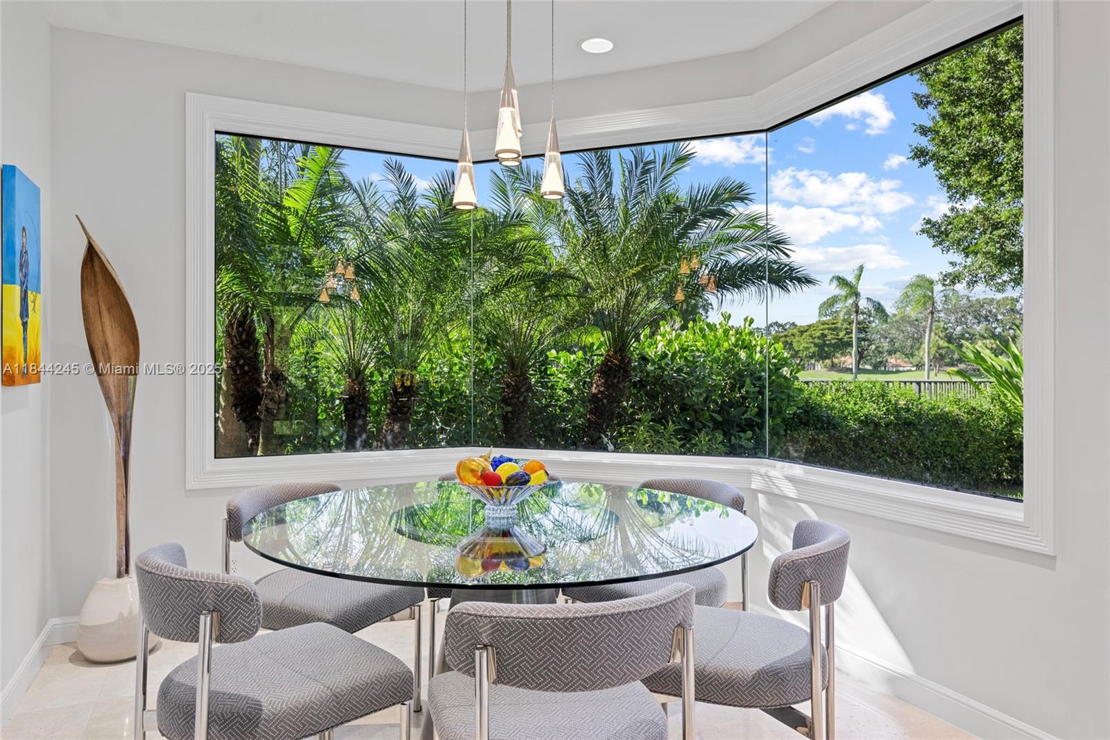 Weston, Florida, 33327, United States, 5 Bedrooms Bedrooms, ,4 BathroomsBathrooms,Residential,For Sale,1901974
