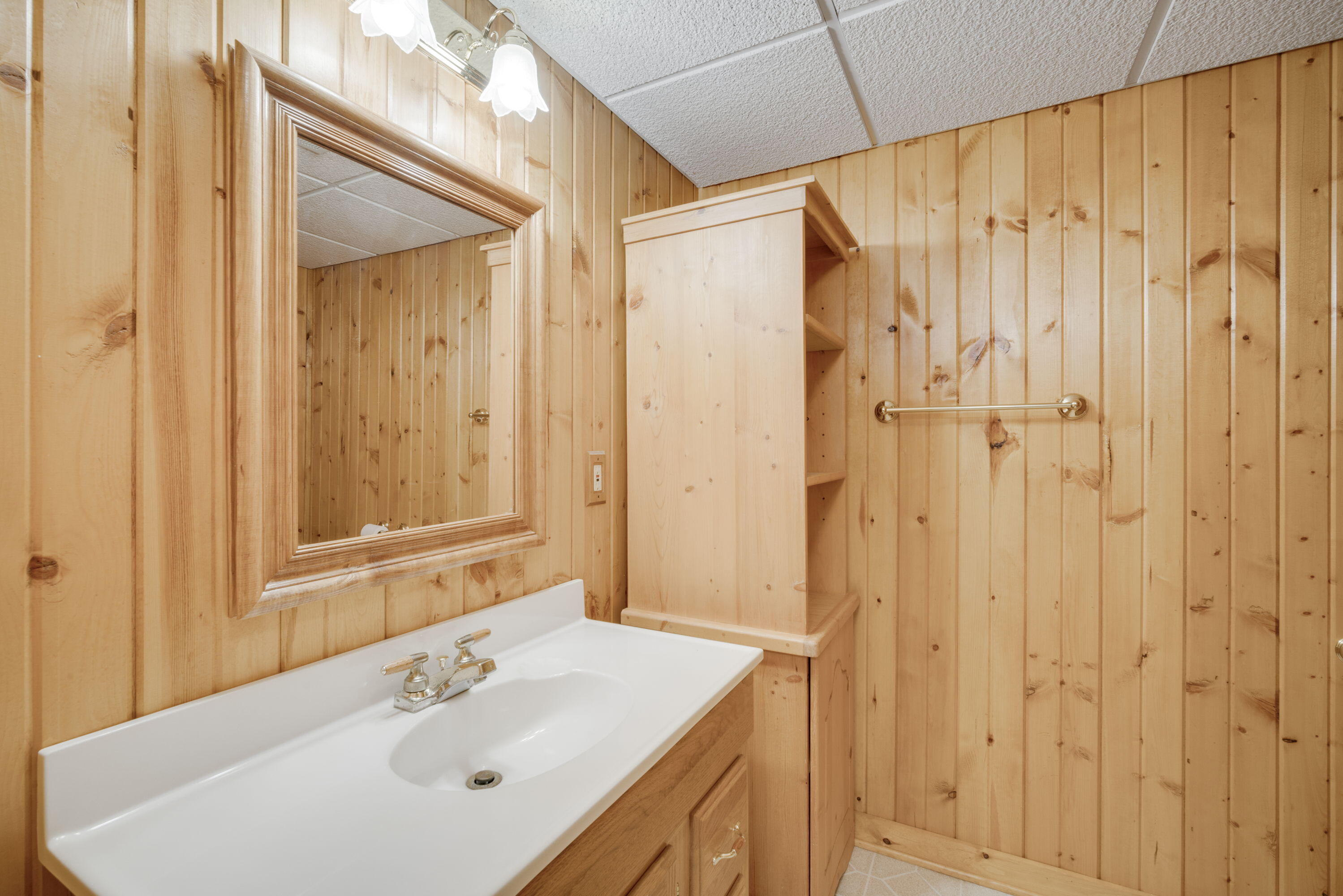 Saukville, Wisconsin, 53080, United States, 3 Bedrooms Bedrooms, ,4 BathroomsBathrooms,Residential,For Sale,2012591