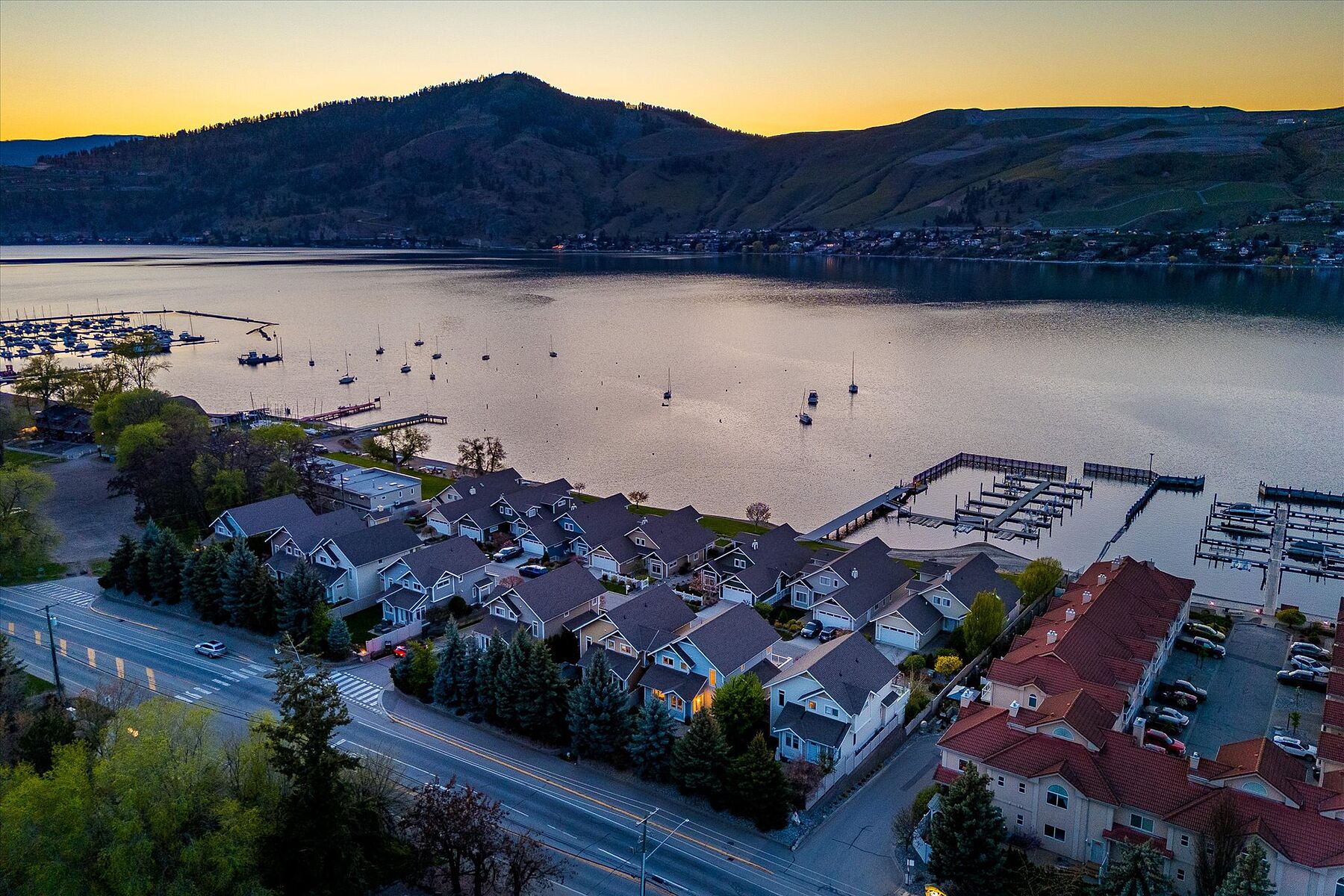  The Lakeside Residences - 物件實景