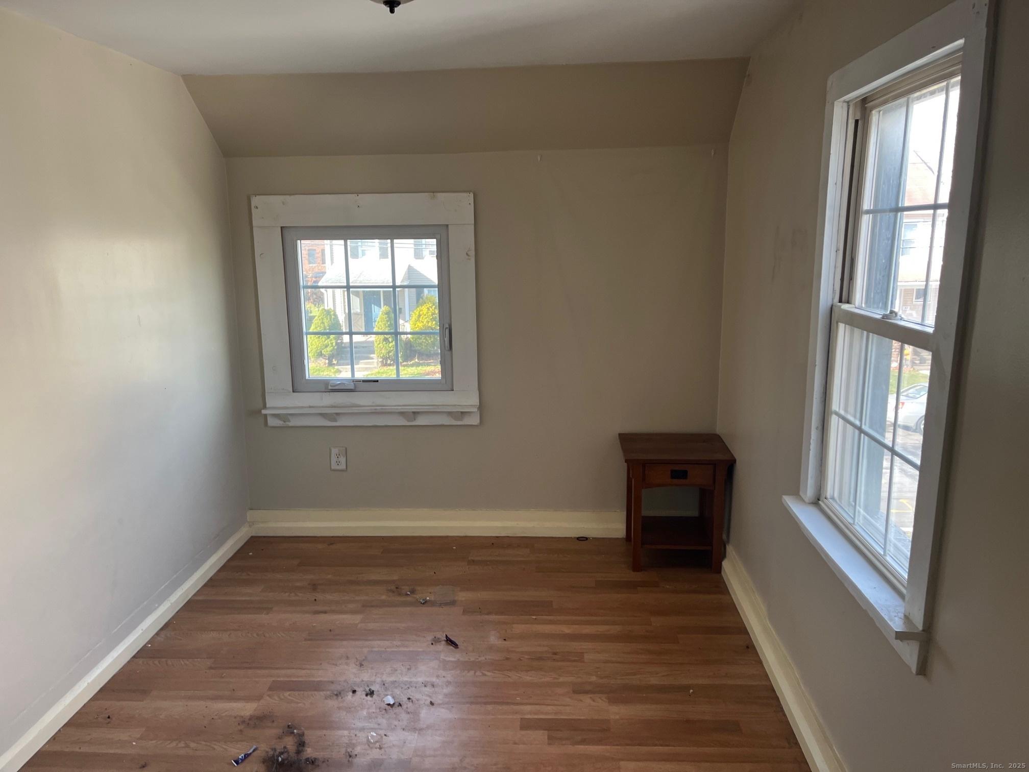 Meriden, Connecticut, 06450, United States, 6 Bedrooms Bedrooms, ,4 BathroomsBathrooms,Residential,For Sale,1984052