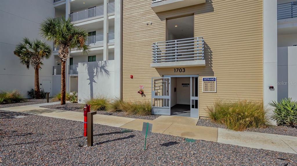 Sarasota, Florida, 34234, United States, 1 Bedroom Bedrooms, ,2 BathroomsBathrooms,Residential,For Sale,2003520