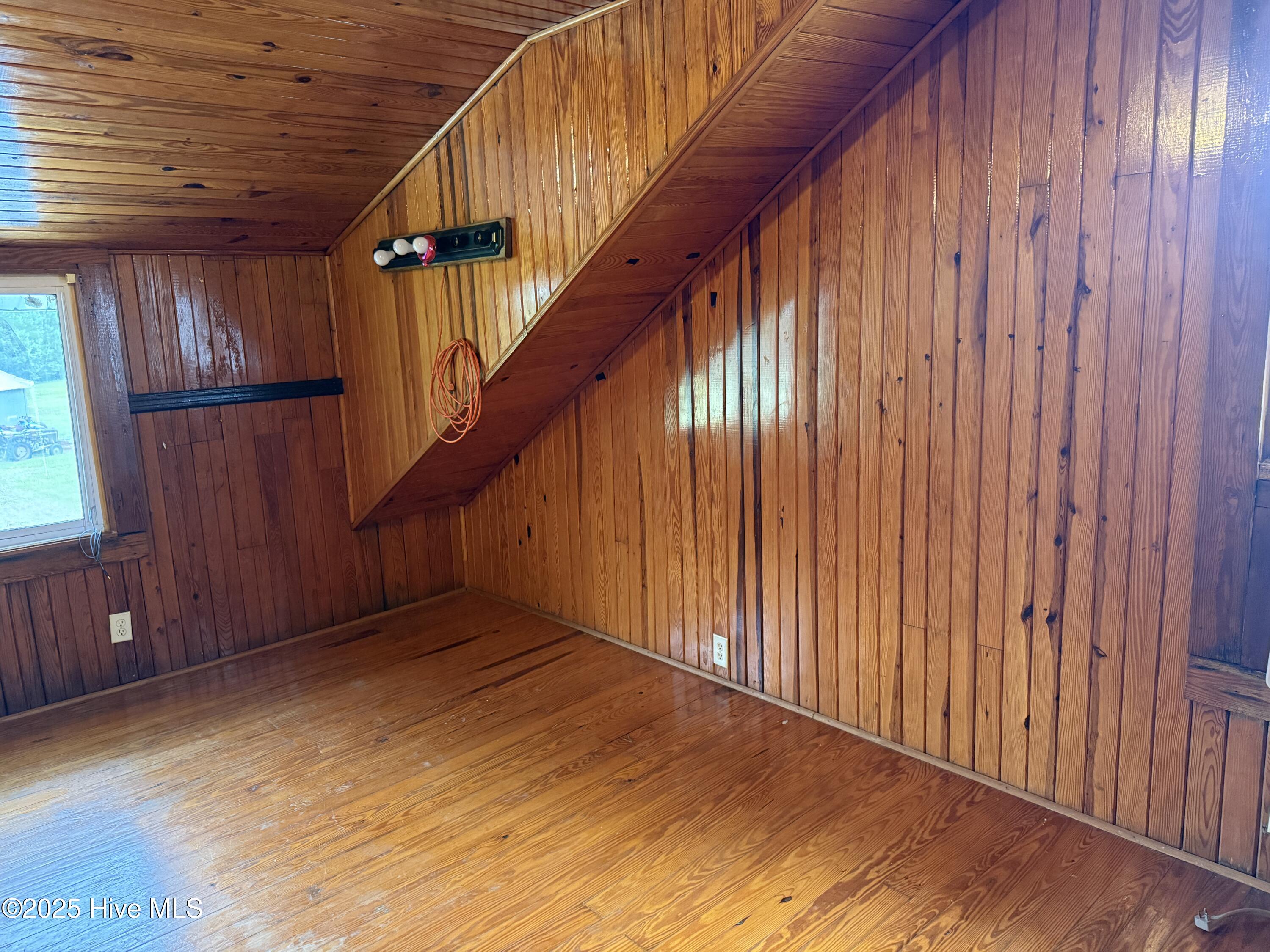 Harrells, North Carolina, 28444, United States, 4 Bedrooms Bedrooms, ,5 BathroomsBathrooms,Residential,For Sale,1955084