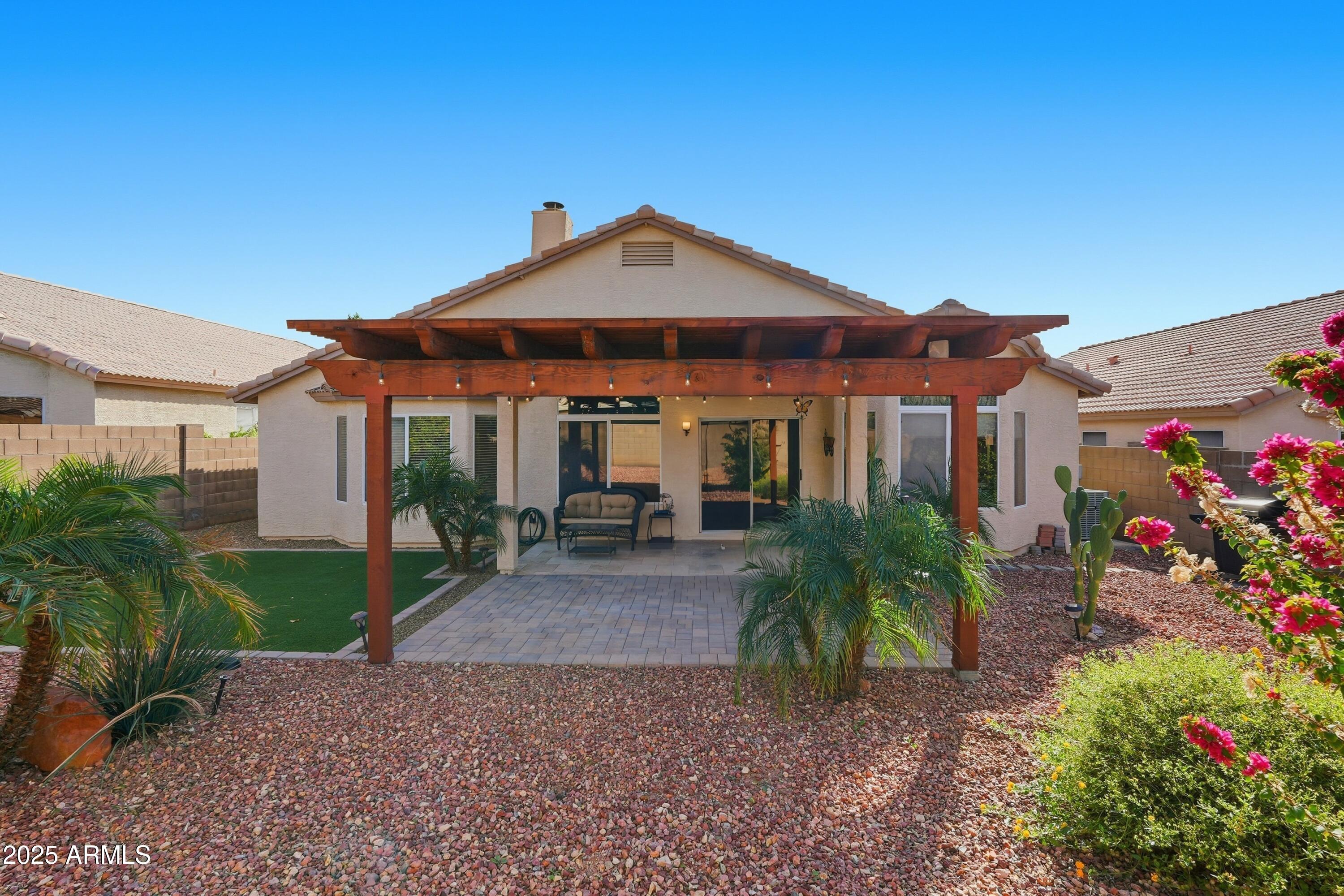 Phoenix, Arizona, 85024, United States, 3 Bedrooms Bedrooms, ,2 BathroomsBathrooms,Residential,For Sale,1995544