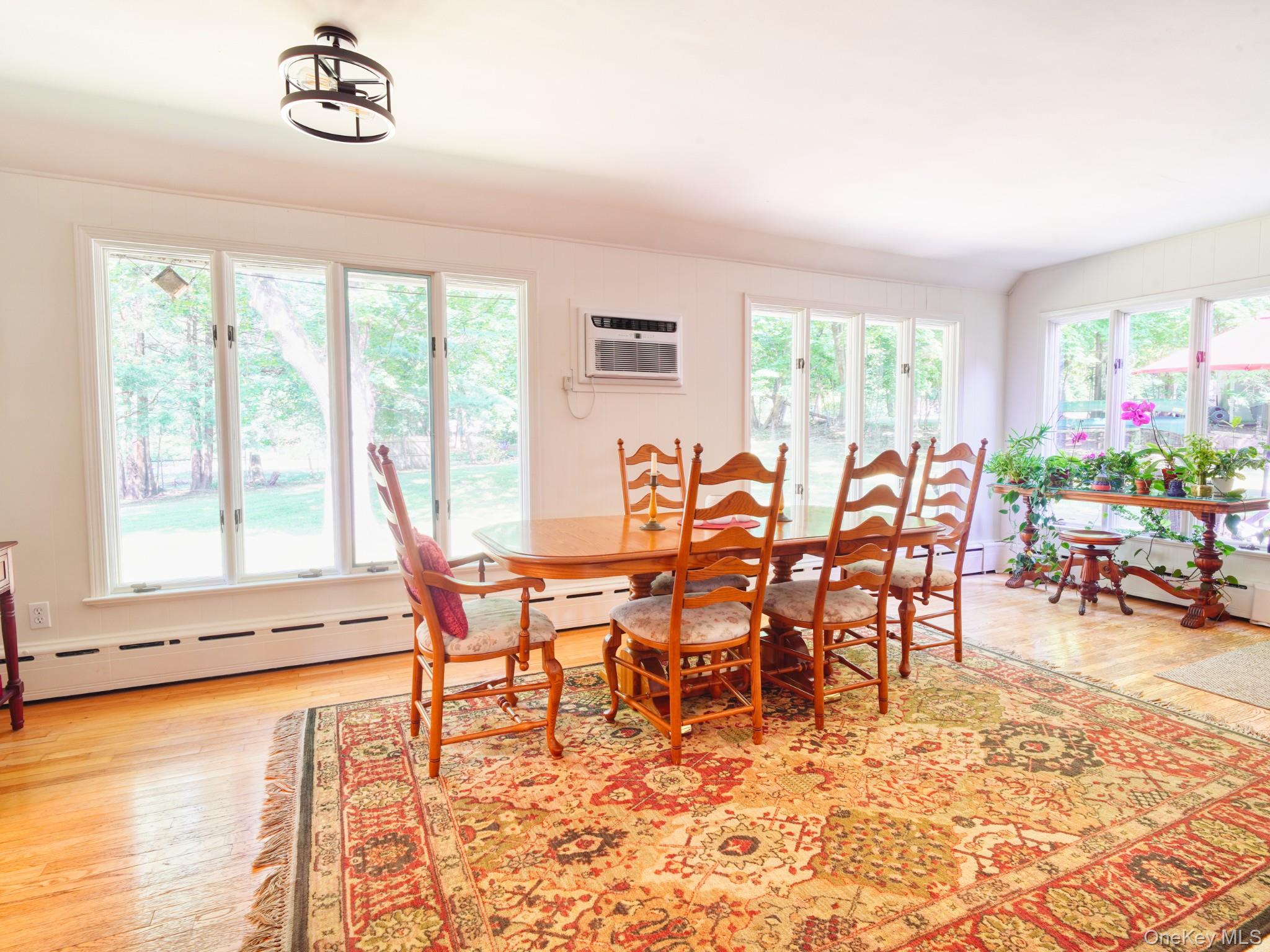 Montebello, New York, 10901, United States, 5 Bedrooms Bedrooms, ,2 BathroomsBathrooms,Residential,For Sale,1992880