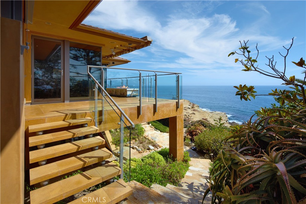 111 S La Senda Drive, Laguna Beach, California, 92651, United States, 4 Bedrooms Bedrooms, ,7 BathroomsBathrooms,Residential,For Sale,111 S La Senda Drive,1625085