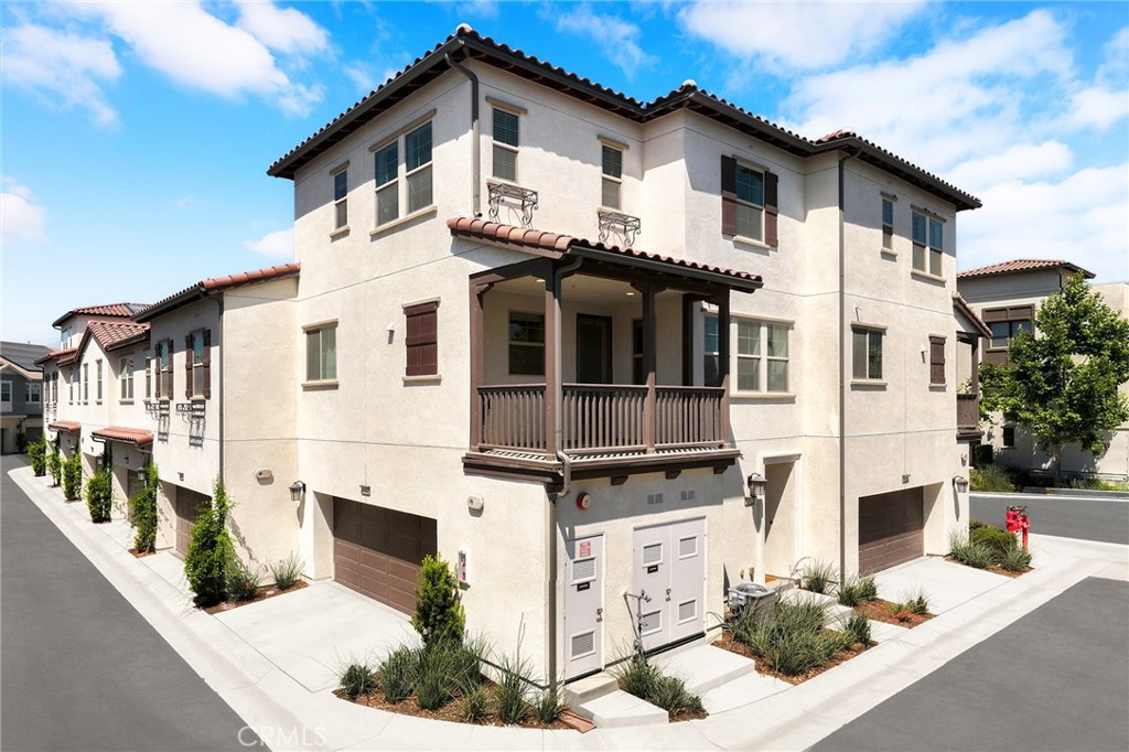 Chino, California, 91708, United States, 2 Bedrooms Bedrooms, ,3 BathroomsBathrooms,Residential,For Sale,1932480