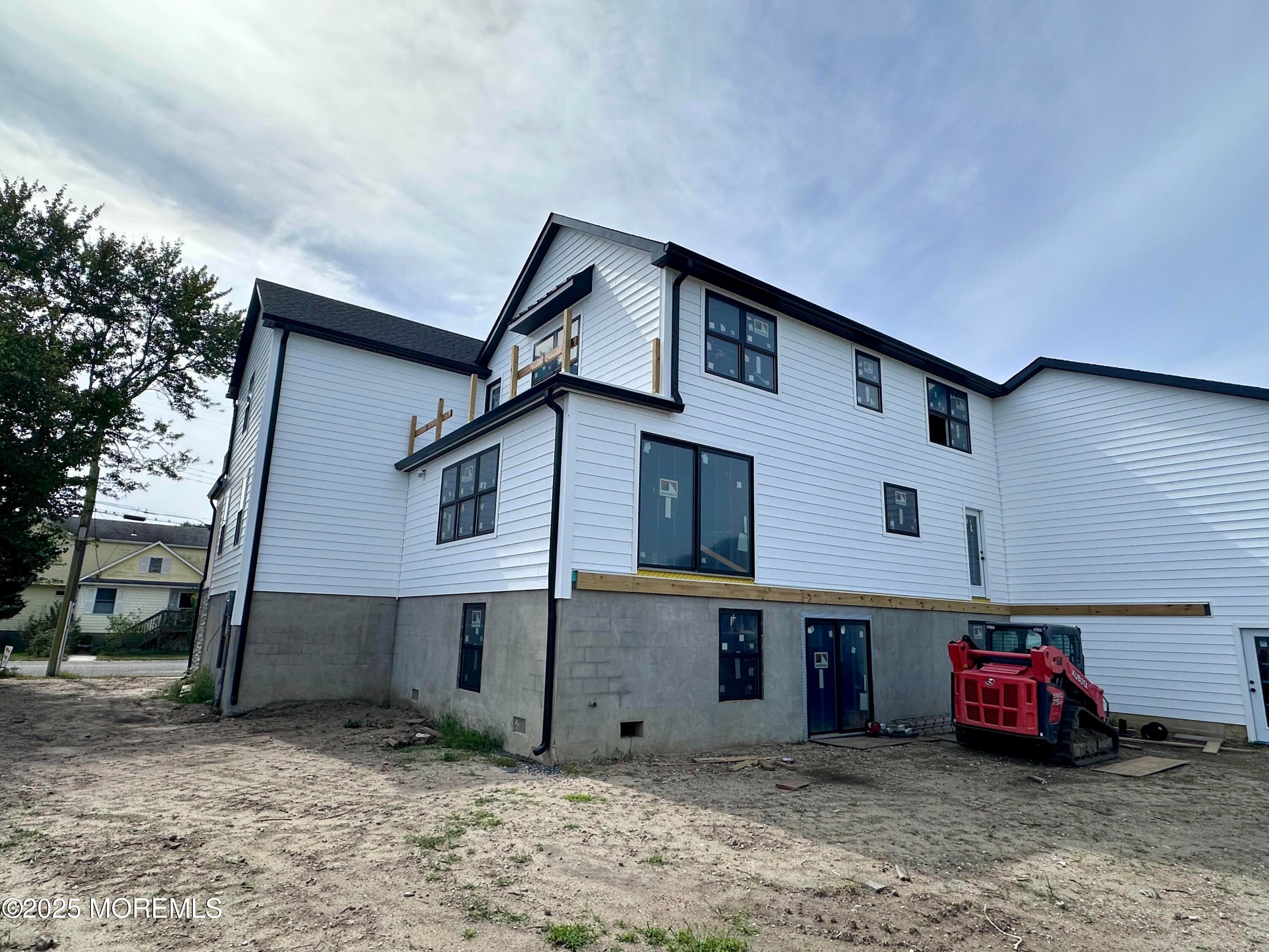 Point Pleasant, New Jersey, 08742, United States, 6 Bedrooms Bedrooms, ,4 BathroomsBathrooms,Residential,For Sale,1977538